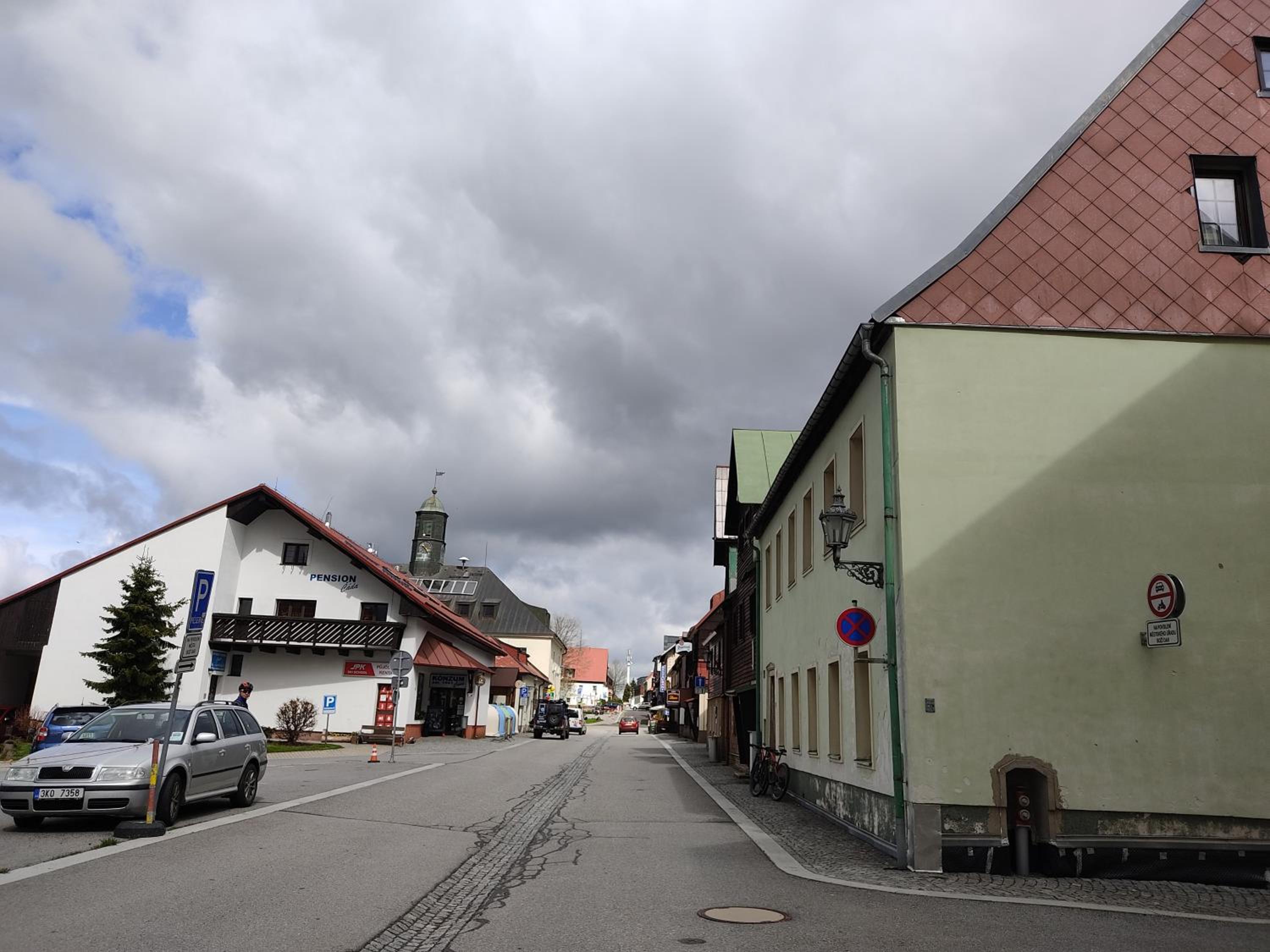 Photo 8
