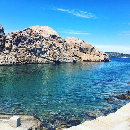 Cava Francese - La Maddalena - La casa dello scalpellino photo 2