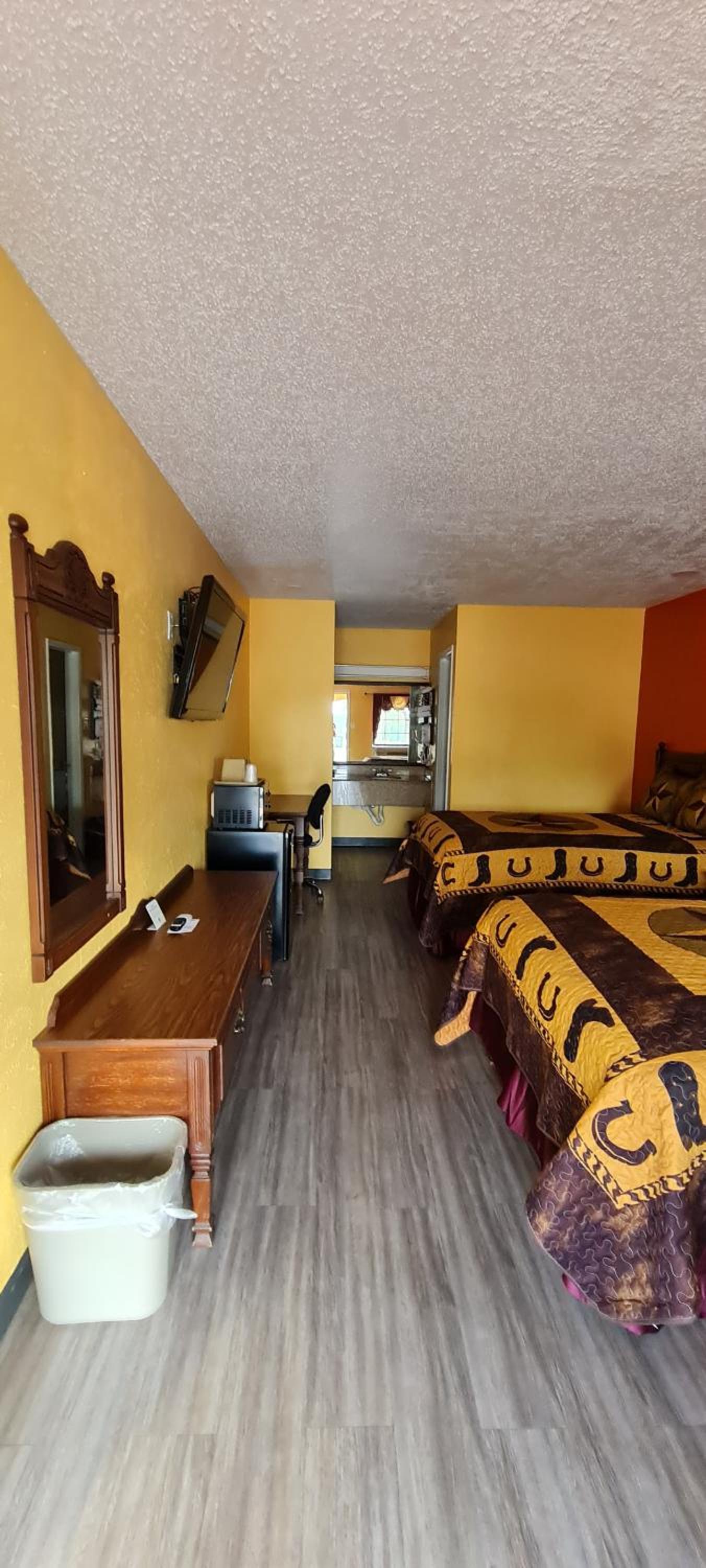 Chaparral Motel Hallettsville
