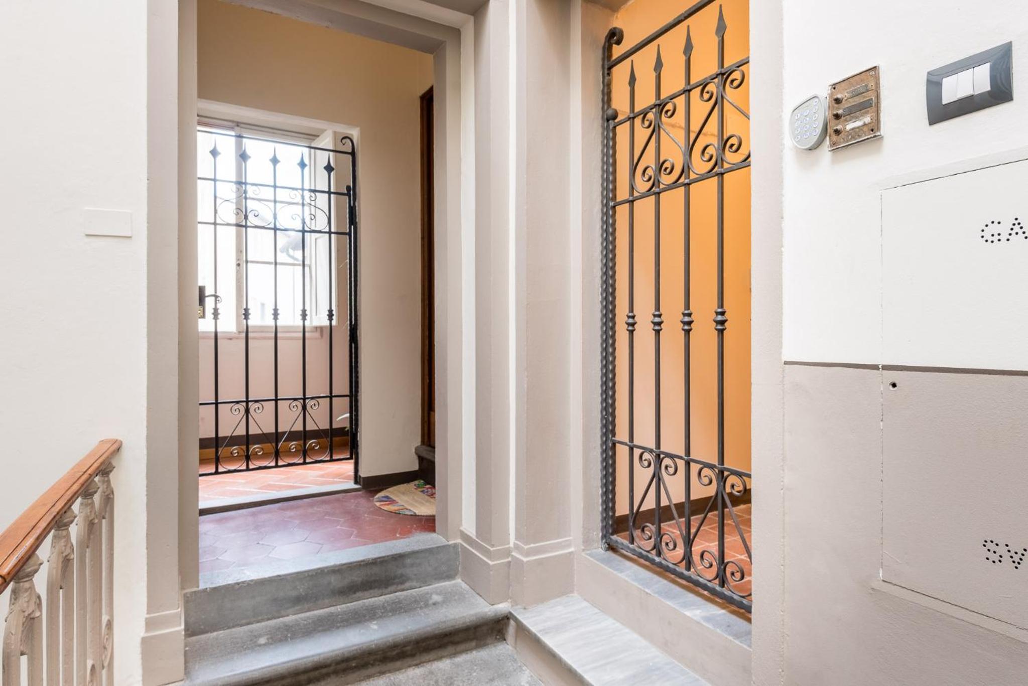 Design Apartments Florence- Florence City Center