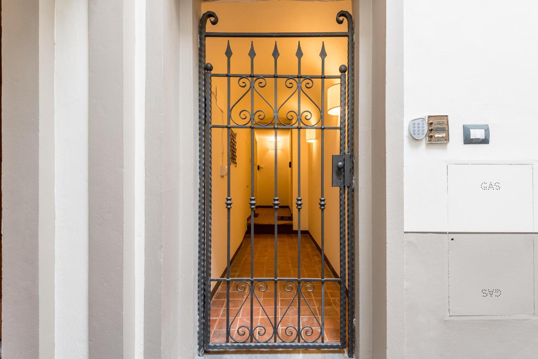 Design Apartments Florence- Florence City Center