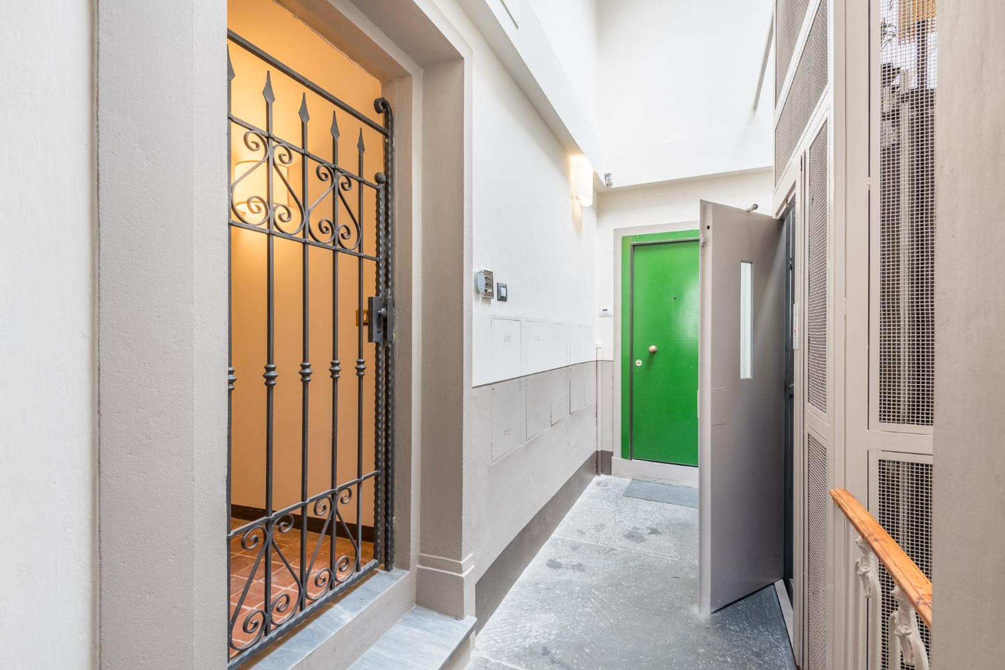 Design Apartments Florence- Florence City Center