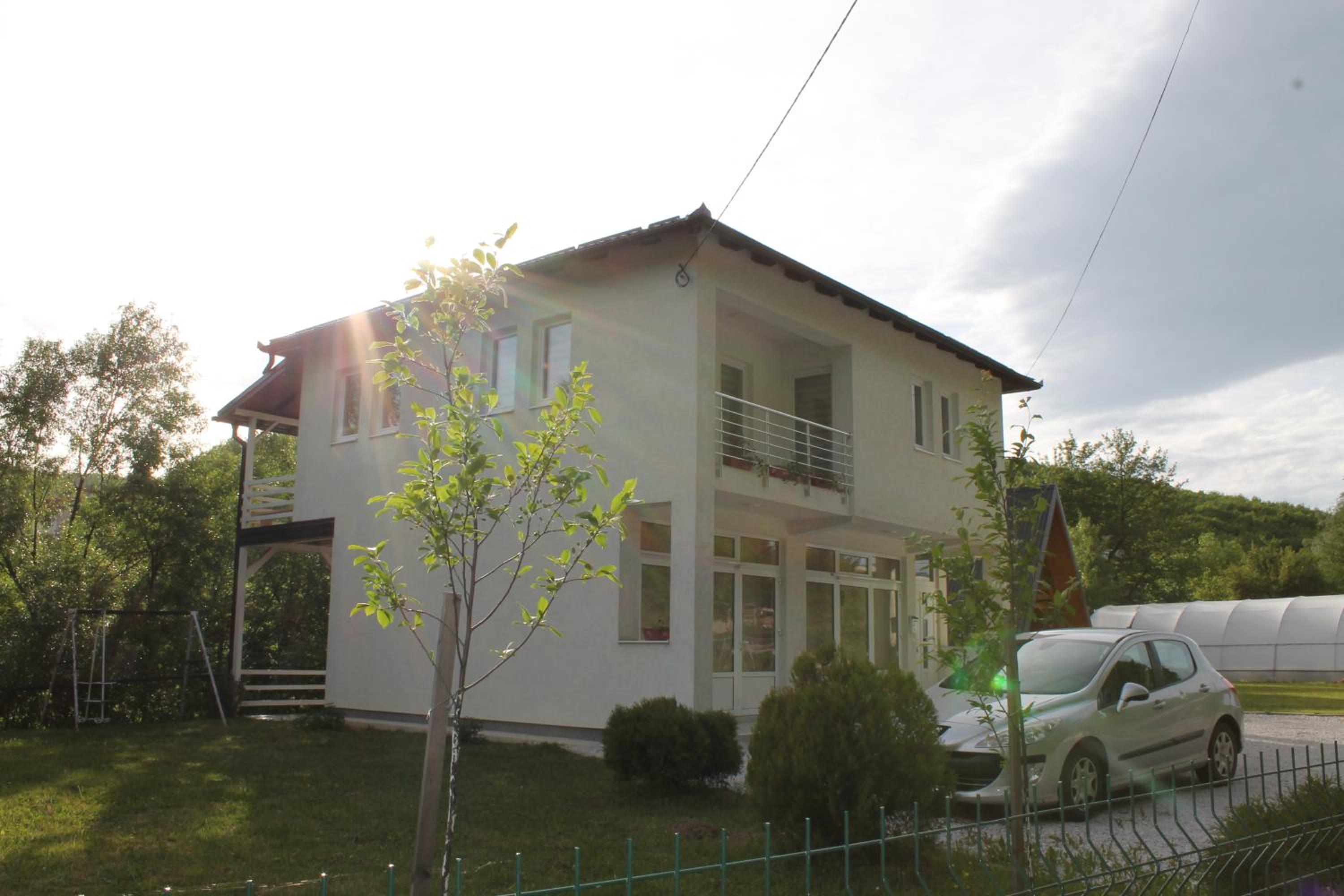Nadia's home