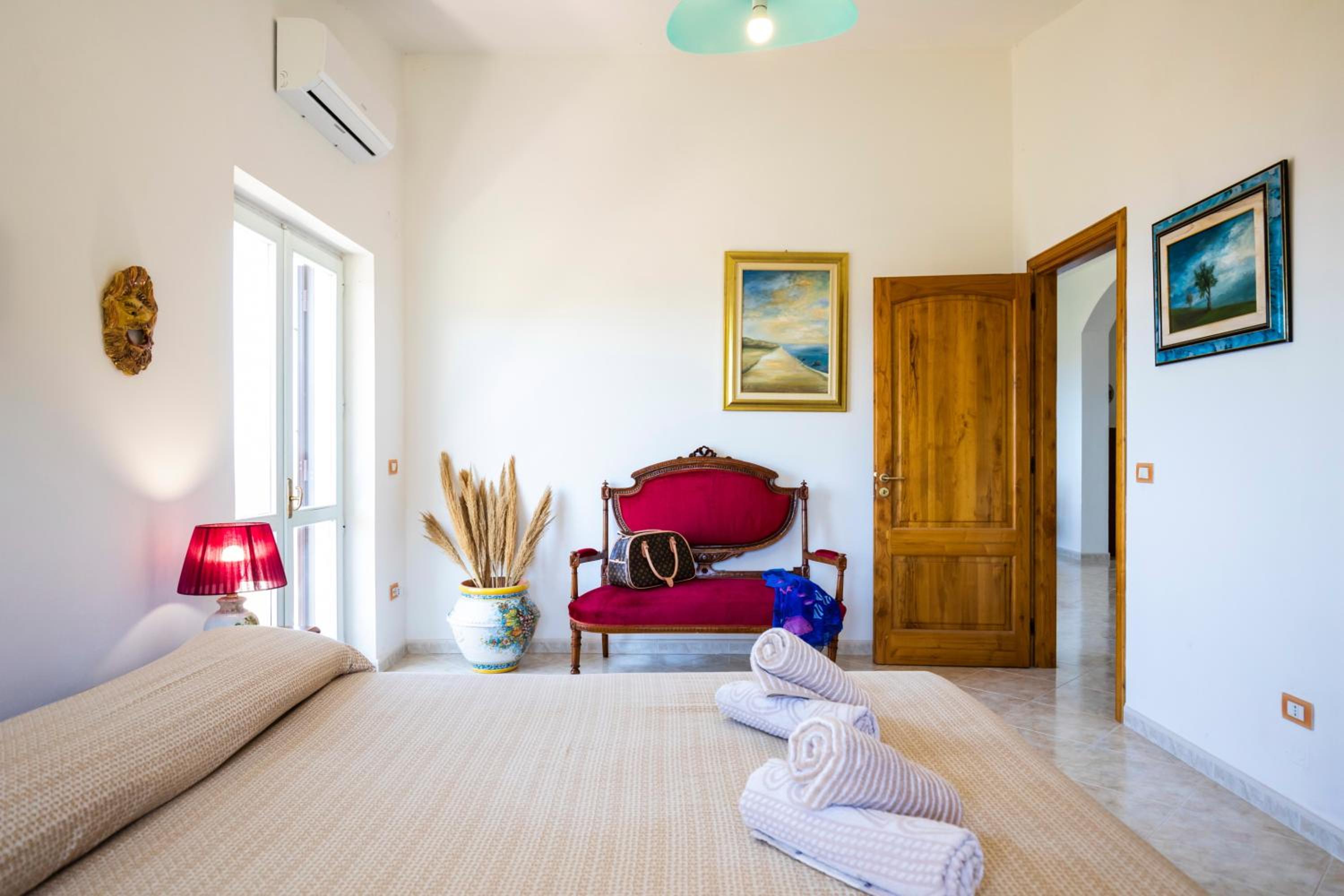 The Olive Tree - Seaview Apartments view 4