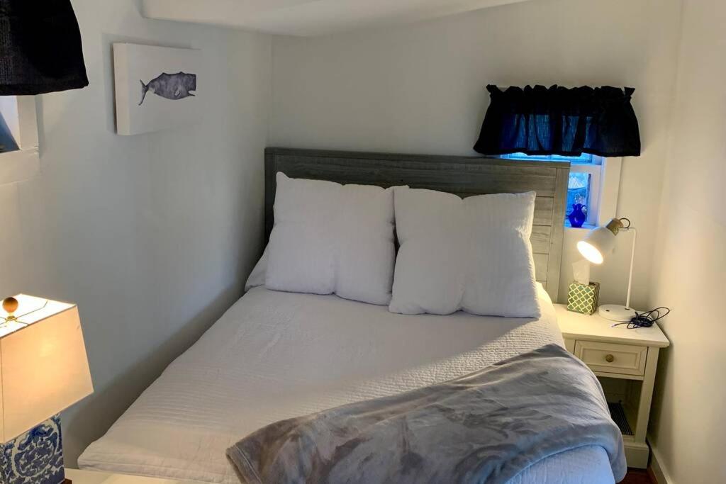 Private Beach Cottage for two in Sconset! view 5