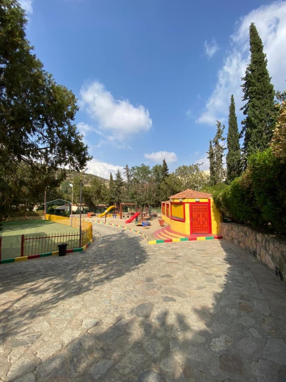 Sadeem Village & Chalet