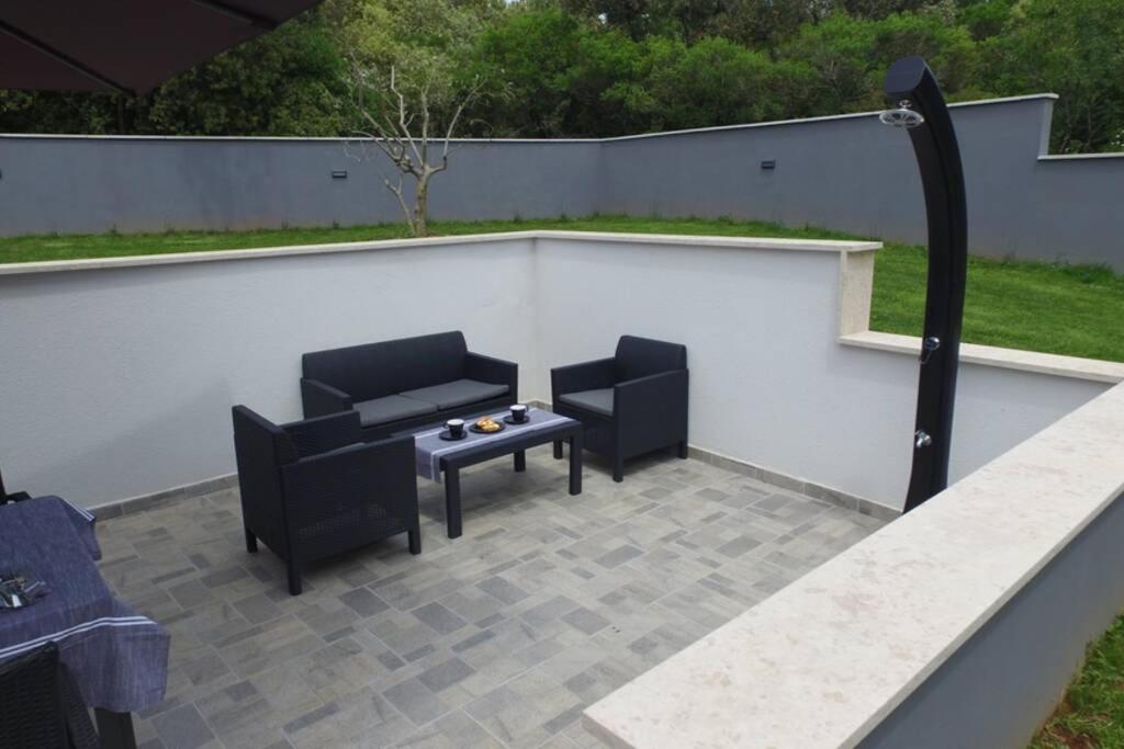 Apartment in Park forest Soline near the sea photo 3