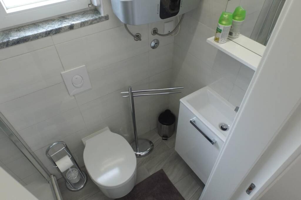 Apartment in Park forest Soline near the sea photo 5