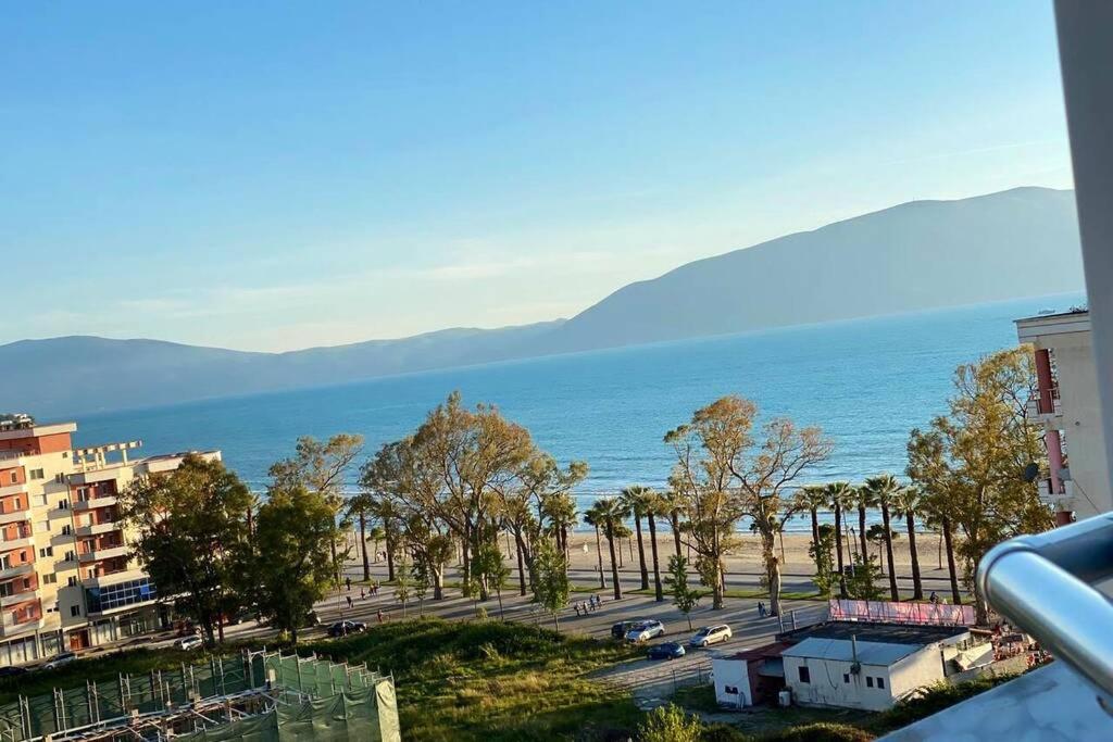 Sea Scape Apartment photo 1