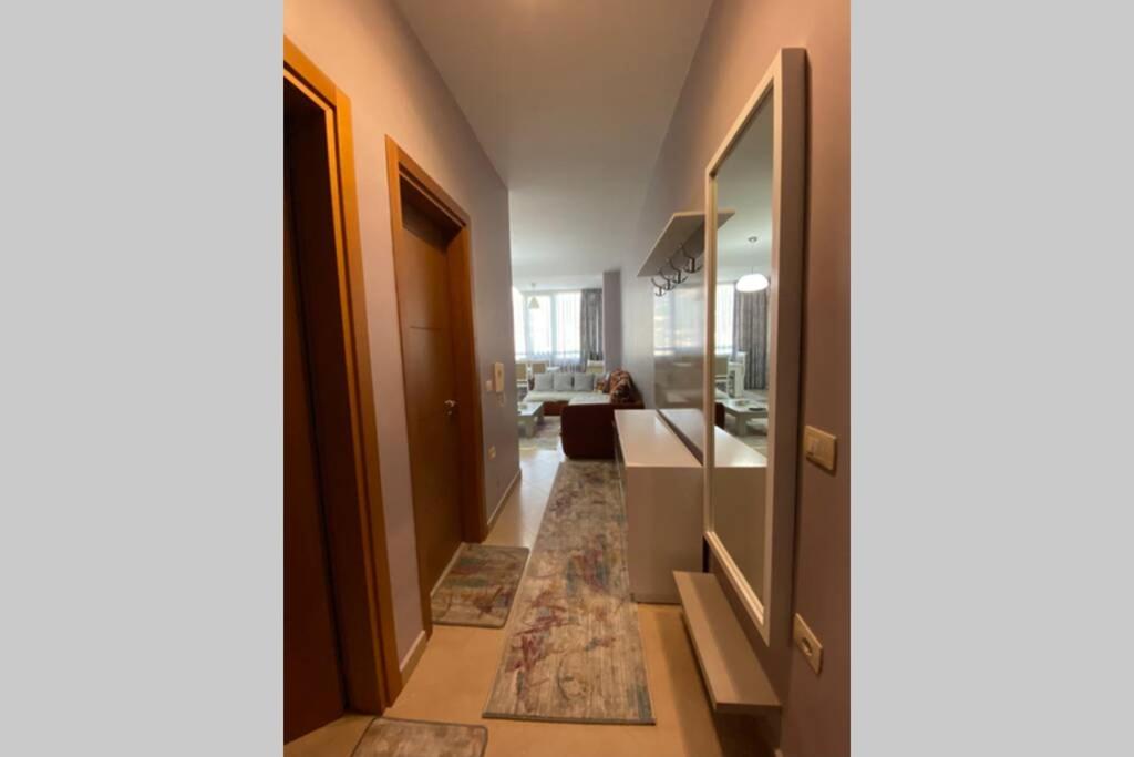 Sea Scape Apartment photo 2