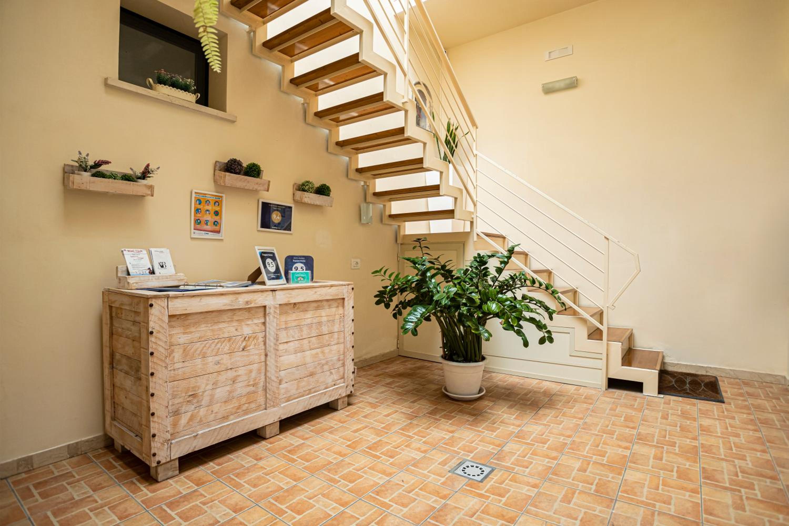 Hotel Trapani Home - Image 1