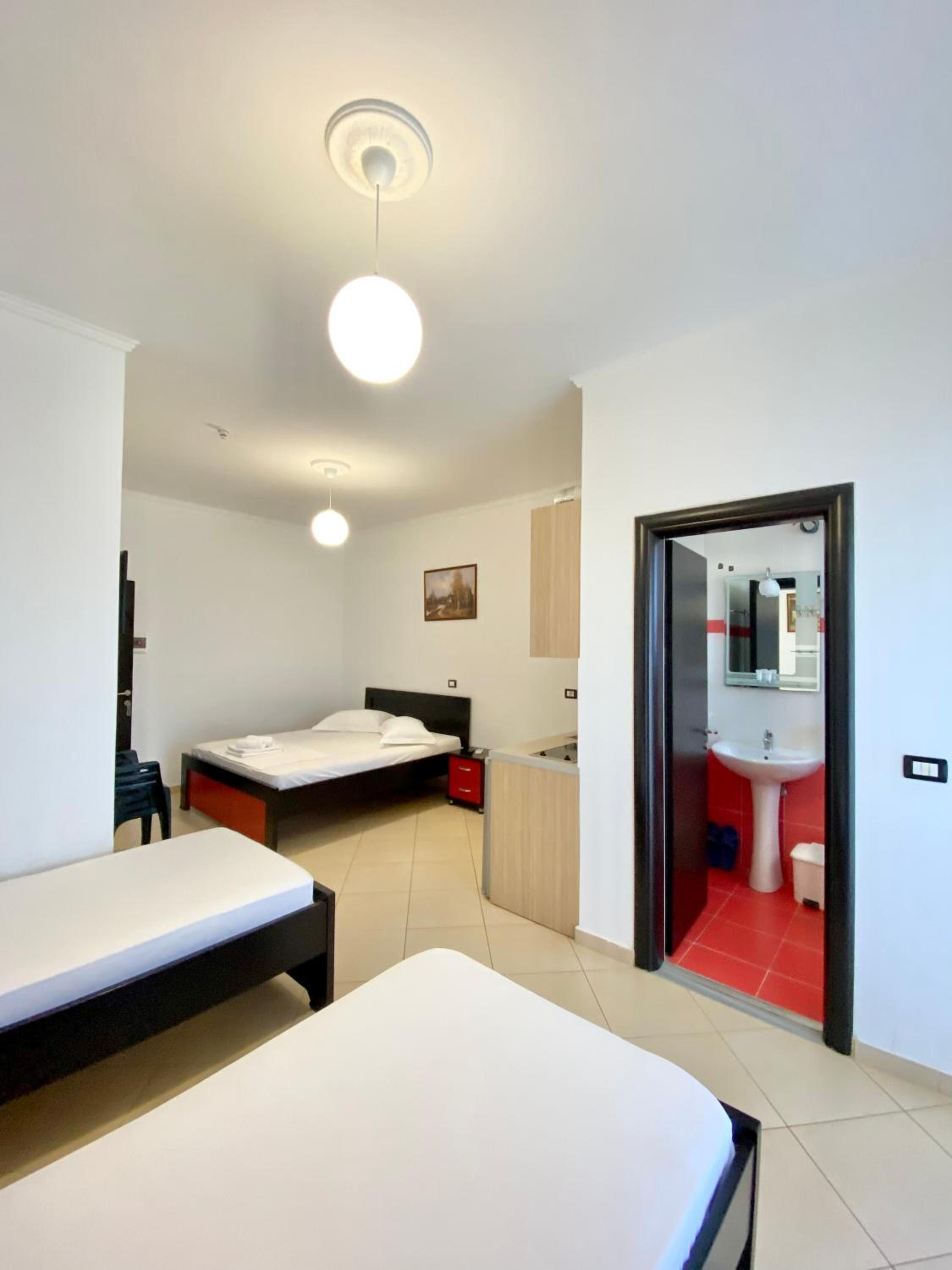 Brian Apartments