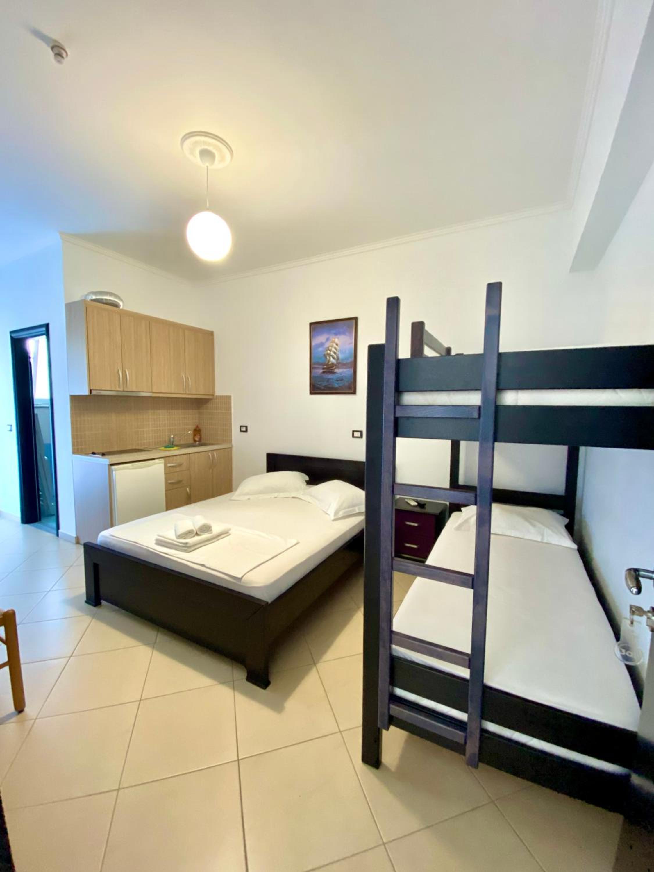 Brian Apartments