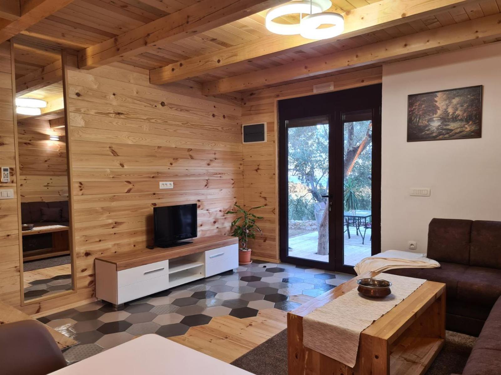 OLEA COTTAGE view 5