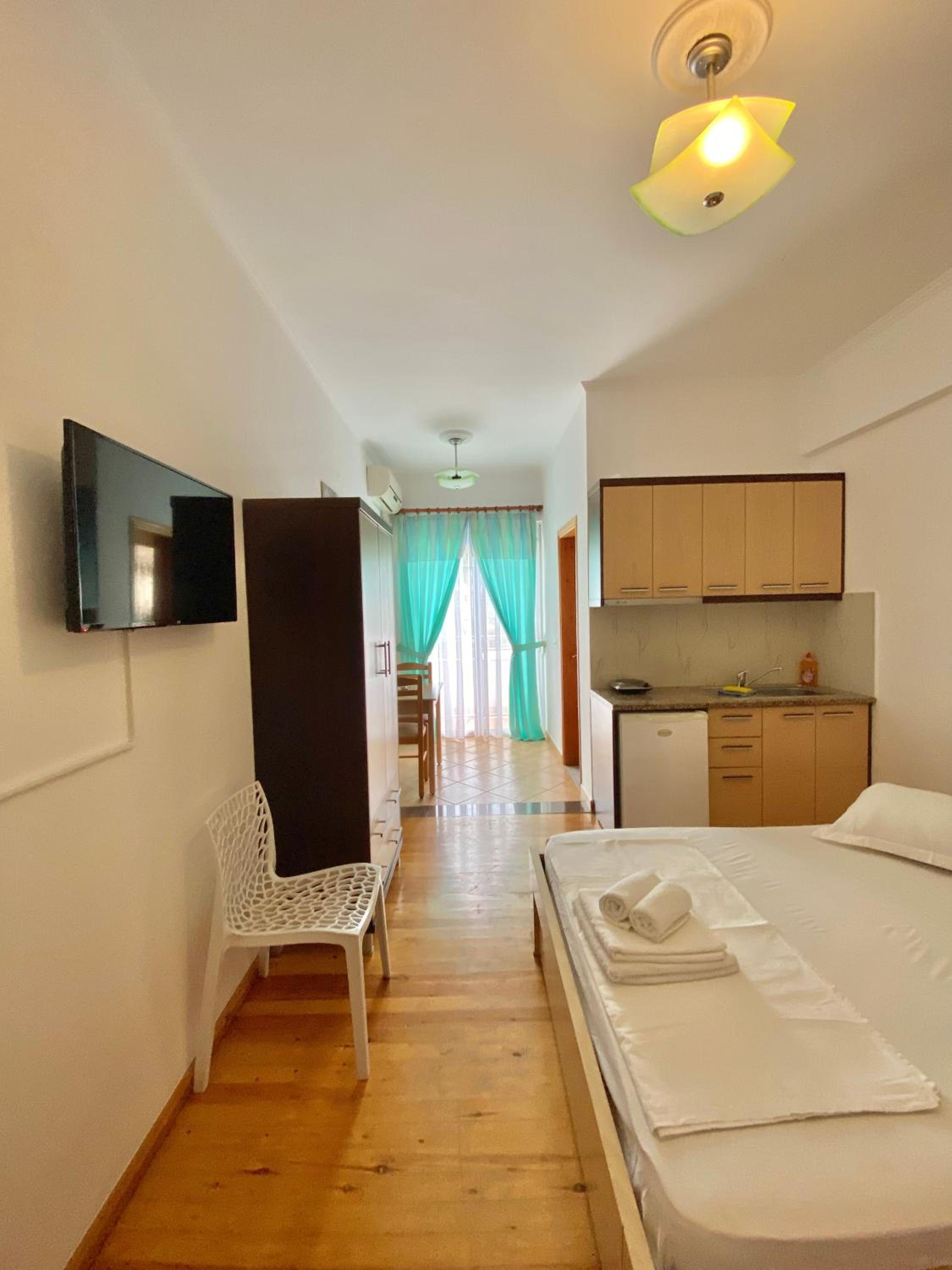 Brian Apartments