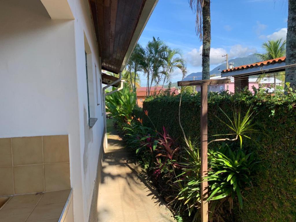 Casa perto da praia Massaguaçu e Cocanha