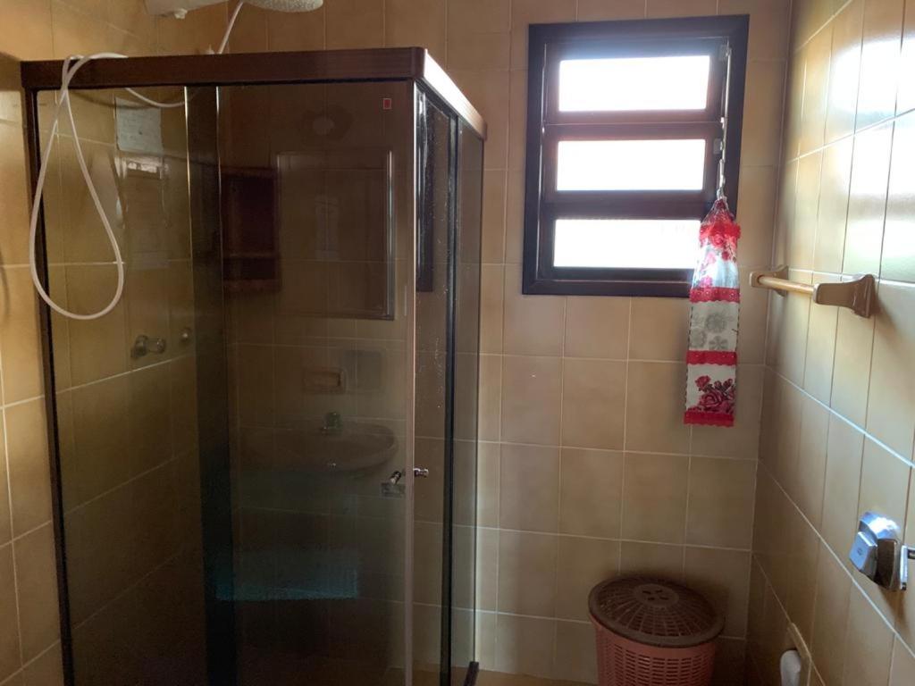 Casa perto da praia Massaguaçu e Cocanha
