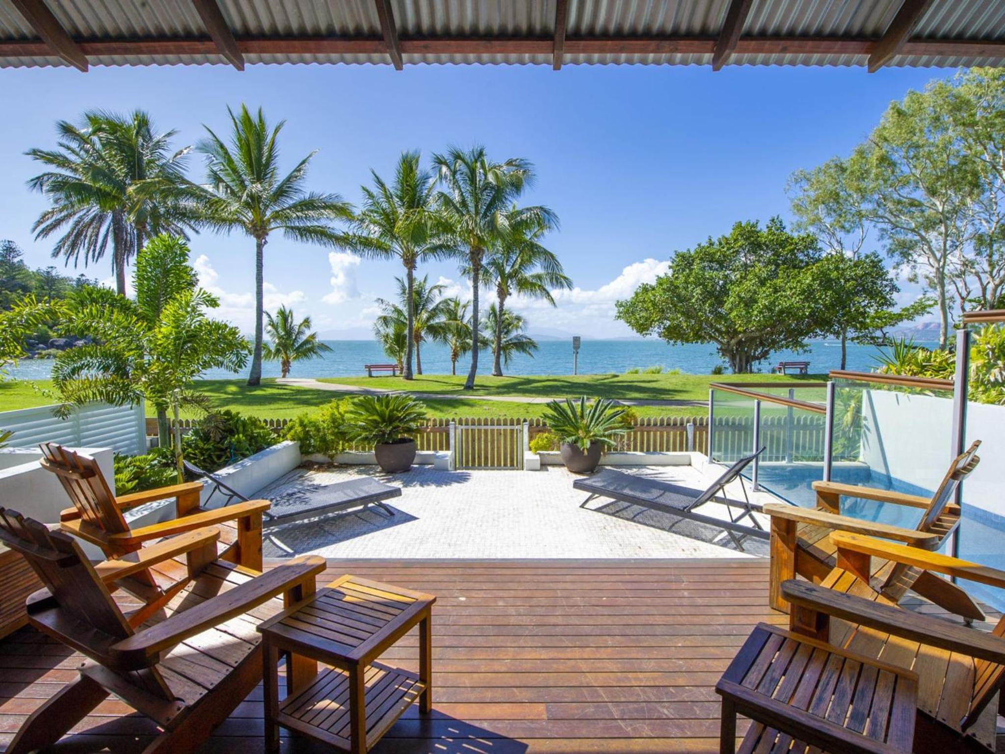 Hotel Beached on Magnetic - Image 1