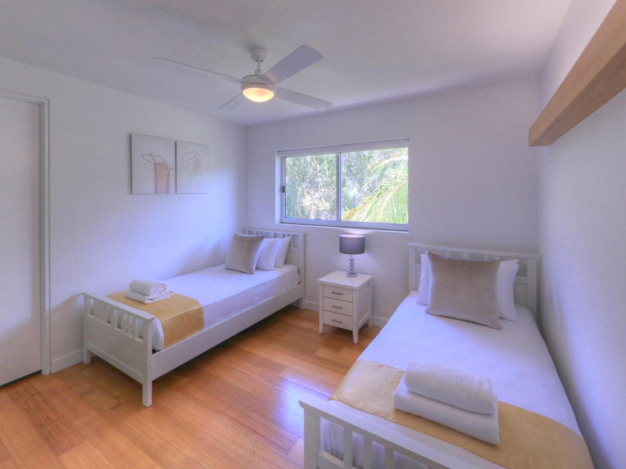 Maggies Beachfront Apartment 8