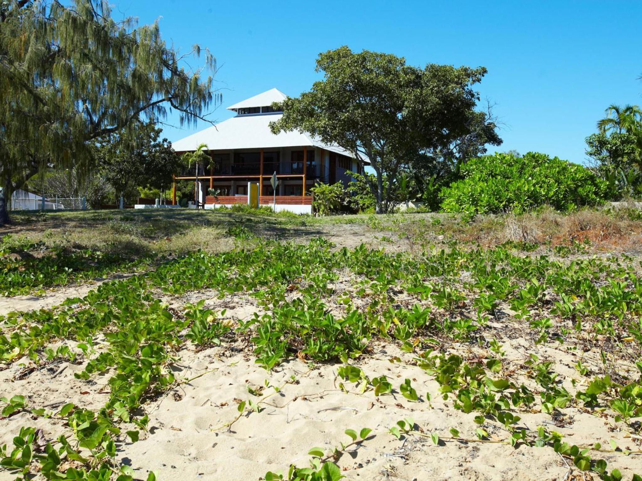 Villa Kembali