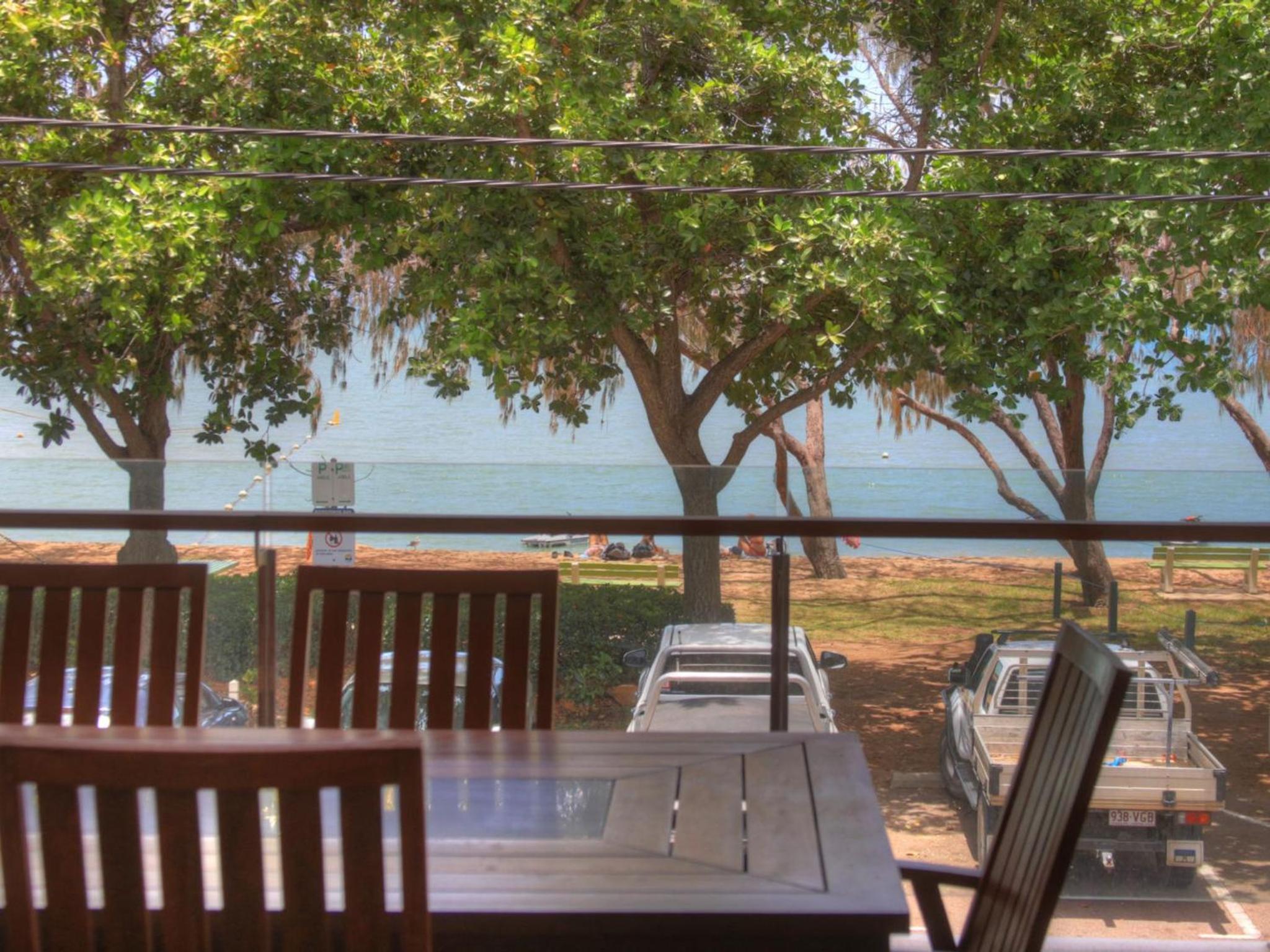 Maggies Beachfront Apartment 10