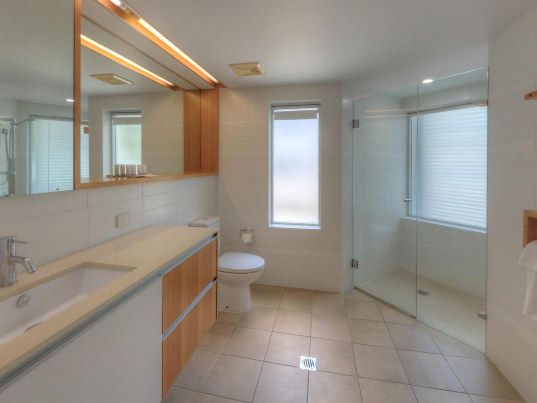 Maggies Beachfront Apartment 10