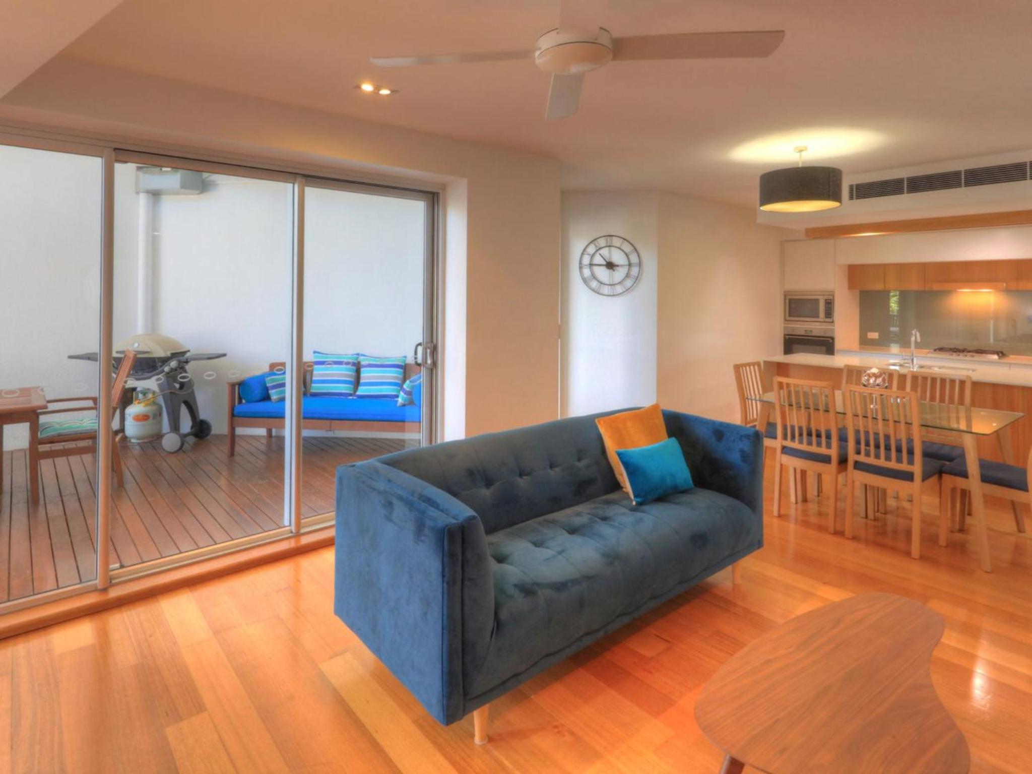 Maggies Beachfront Apartment 6