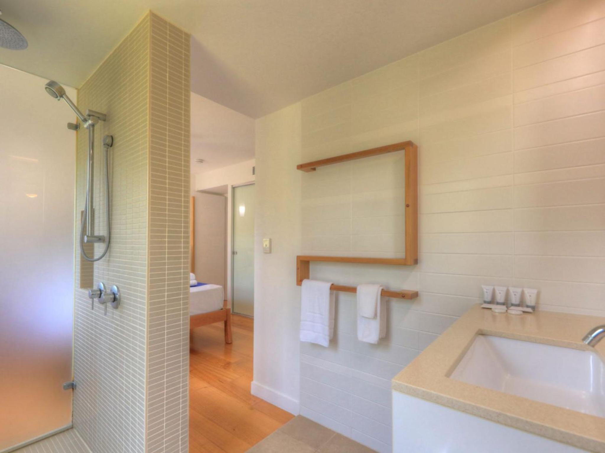 Maggies Beachfront Apartment 6