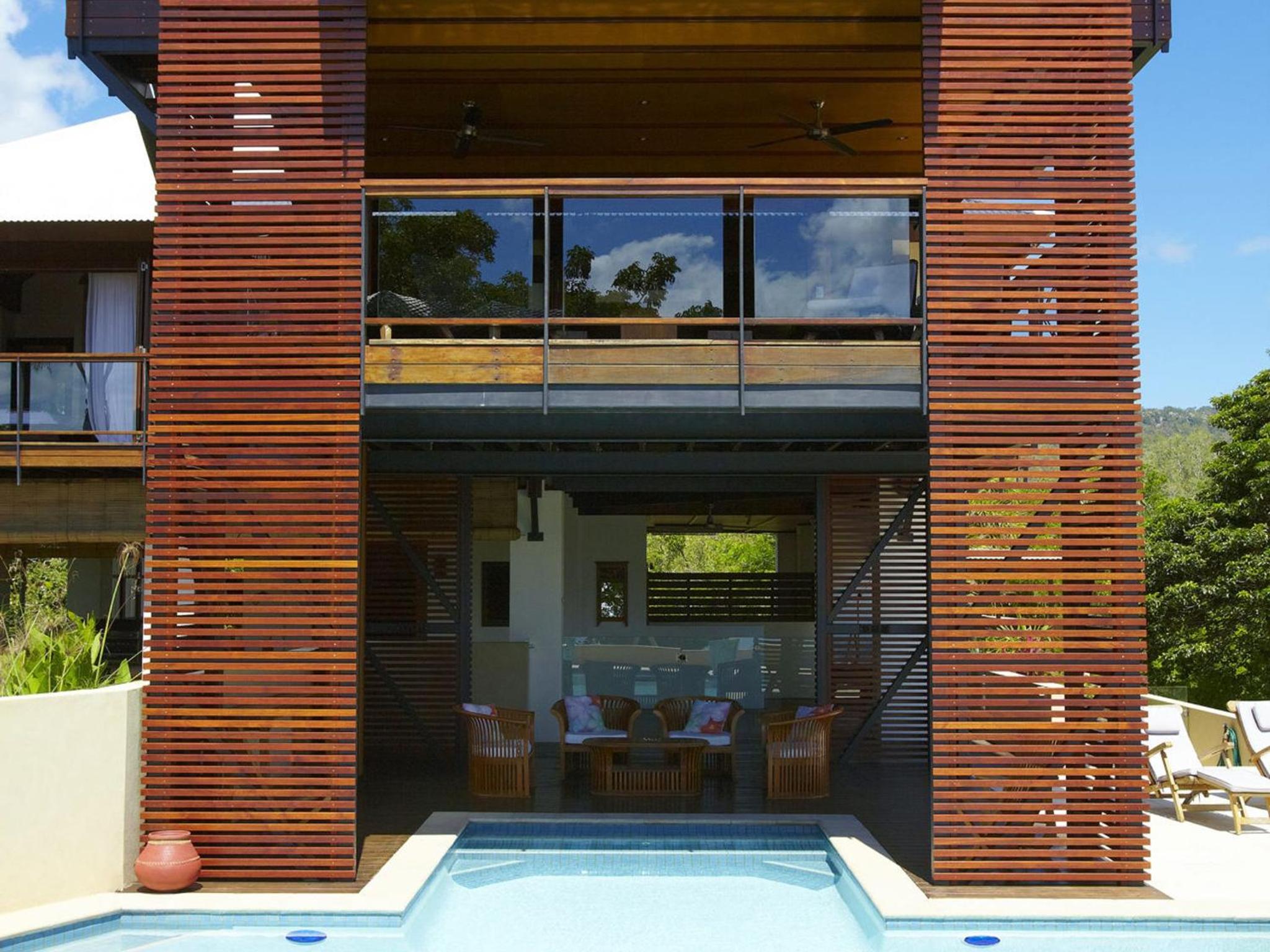 Lotus House