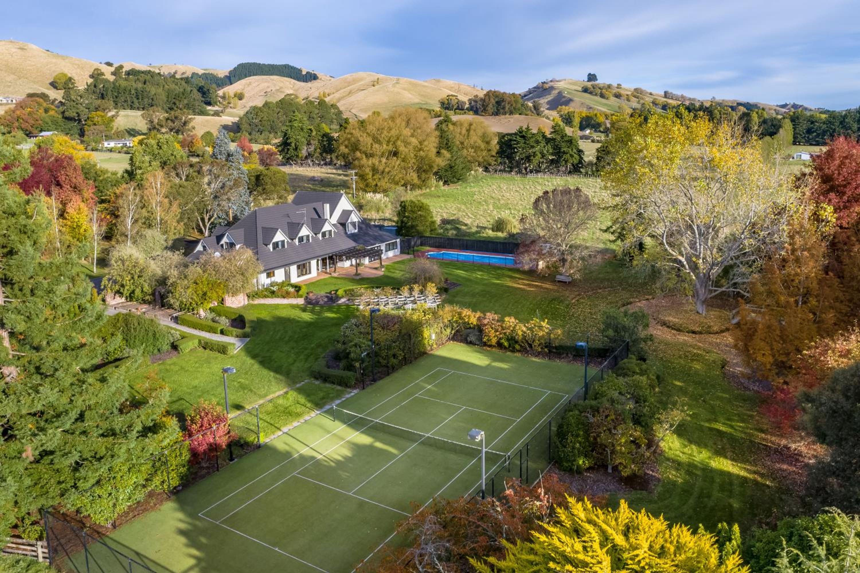 Longbush Estate — photo 4