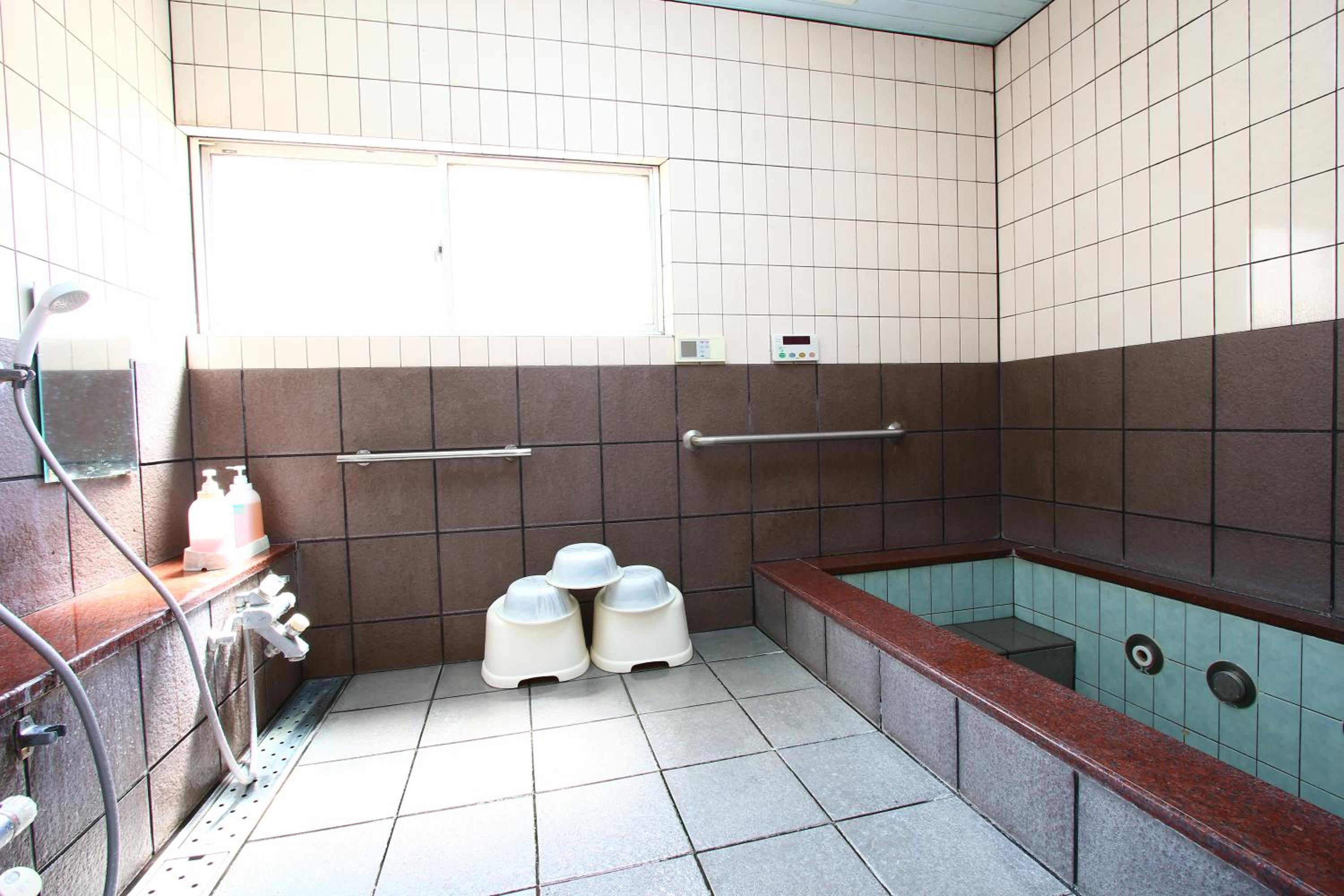 Photo 18