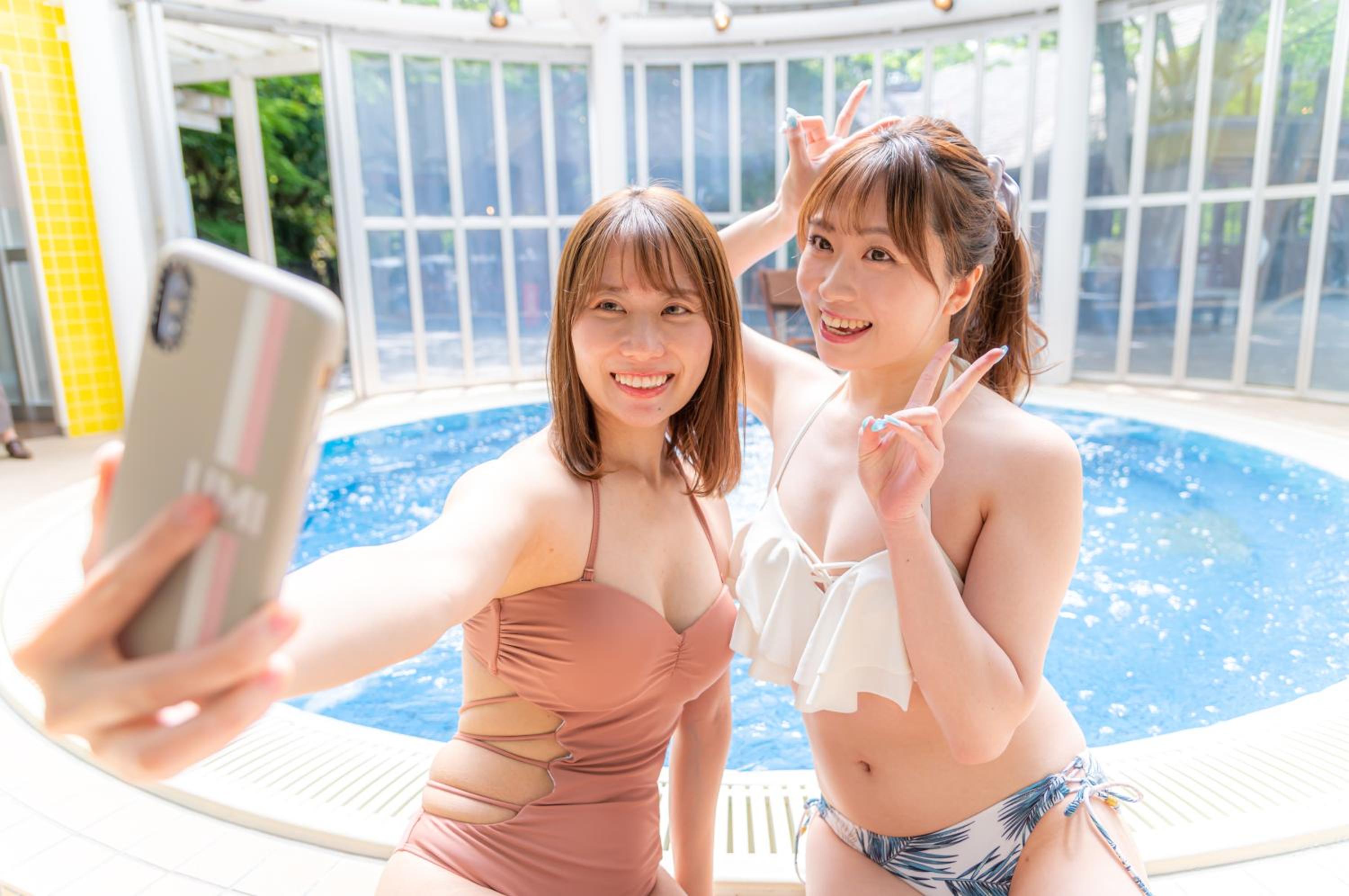 Motoyu Kosenkaku