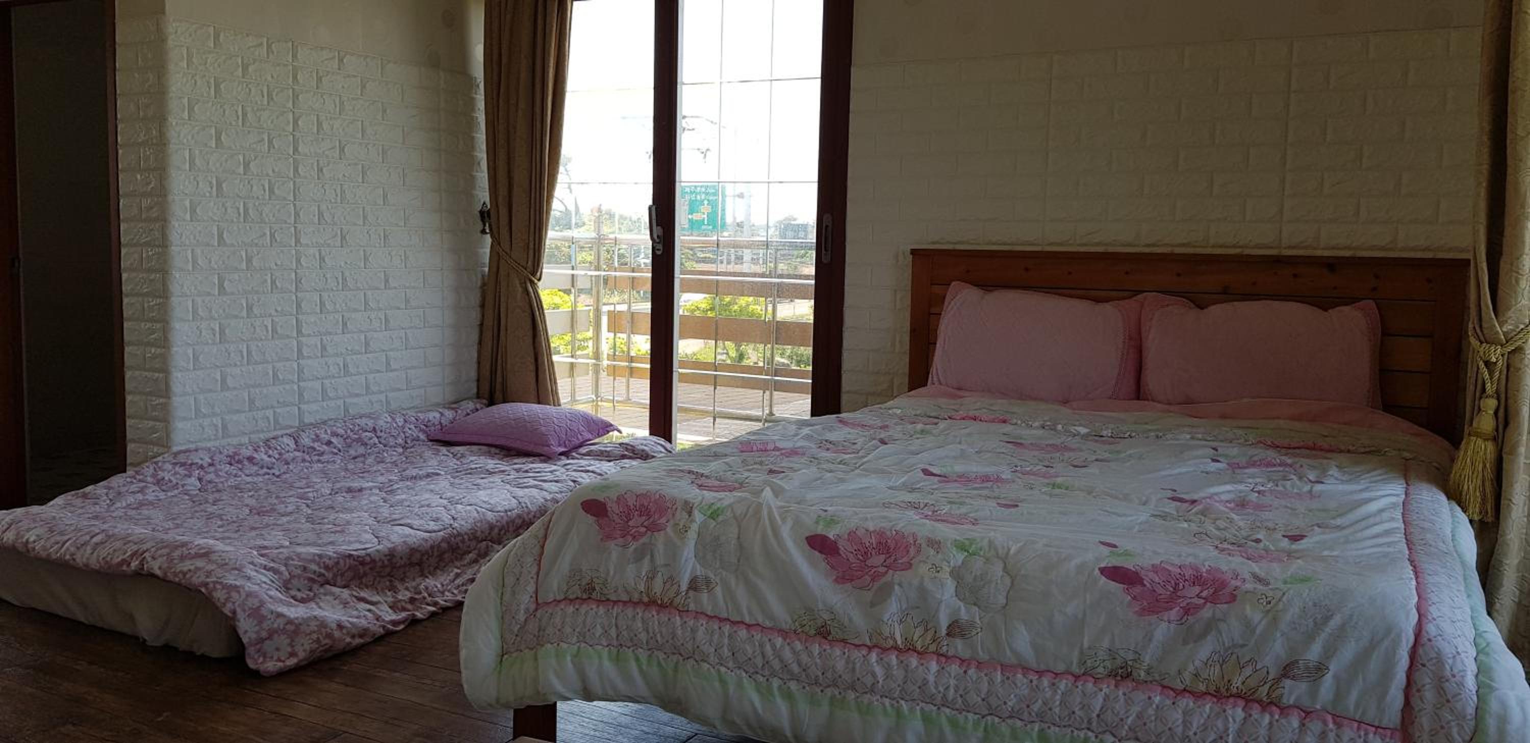 Jun House
