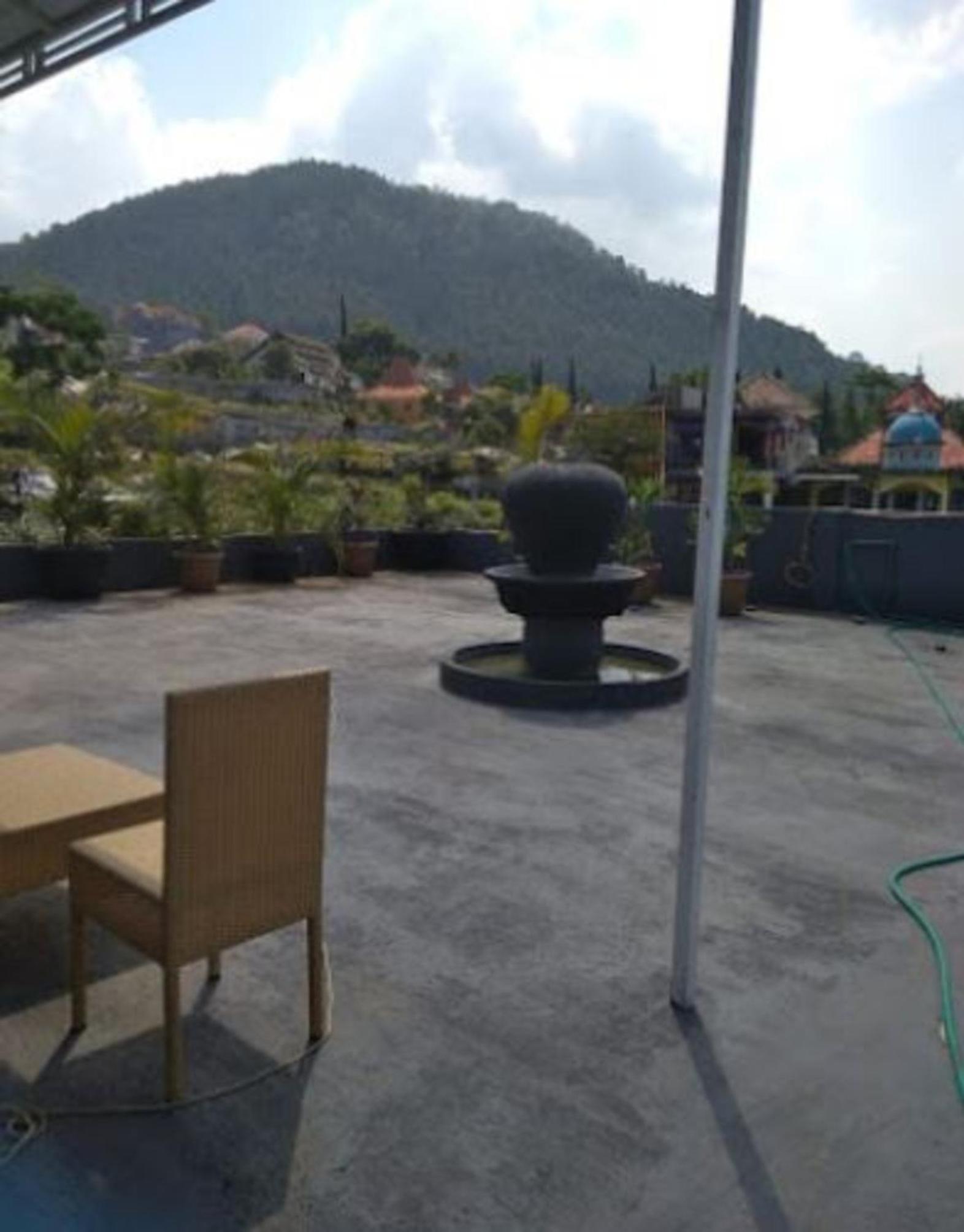 Villa Asri view 4