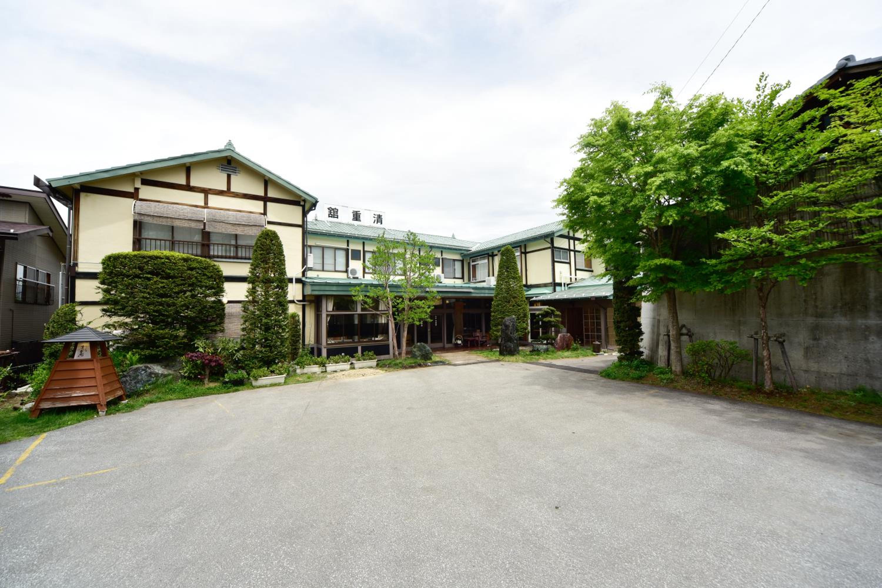 くさつのお宿 清重館 Kiyoshigekan 素泊りの宿