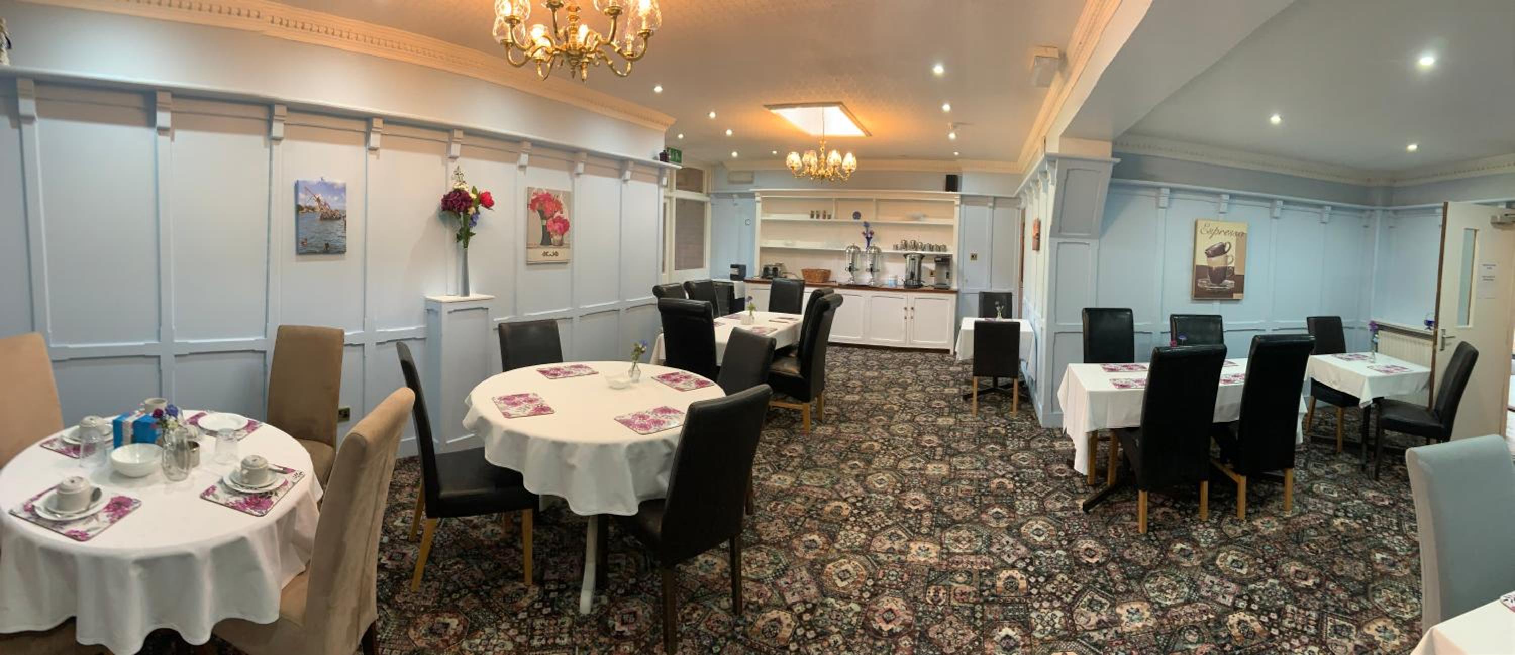 Sudbury Vacations - Hill Lodge - Property Image 18