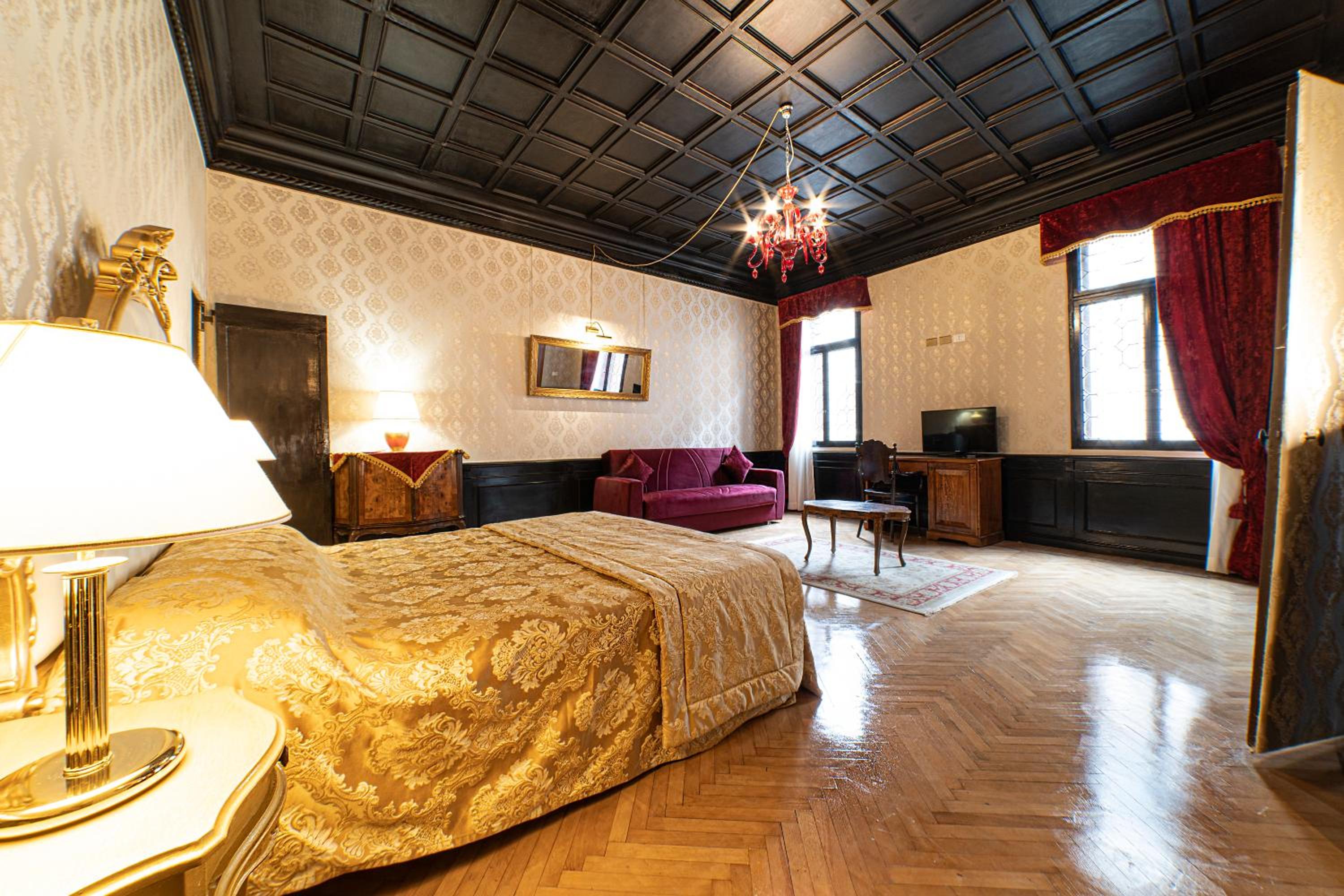 palazzo suite ducale