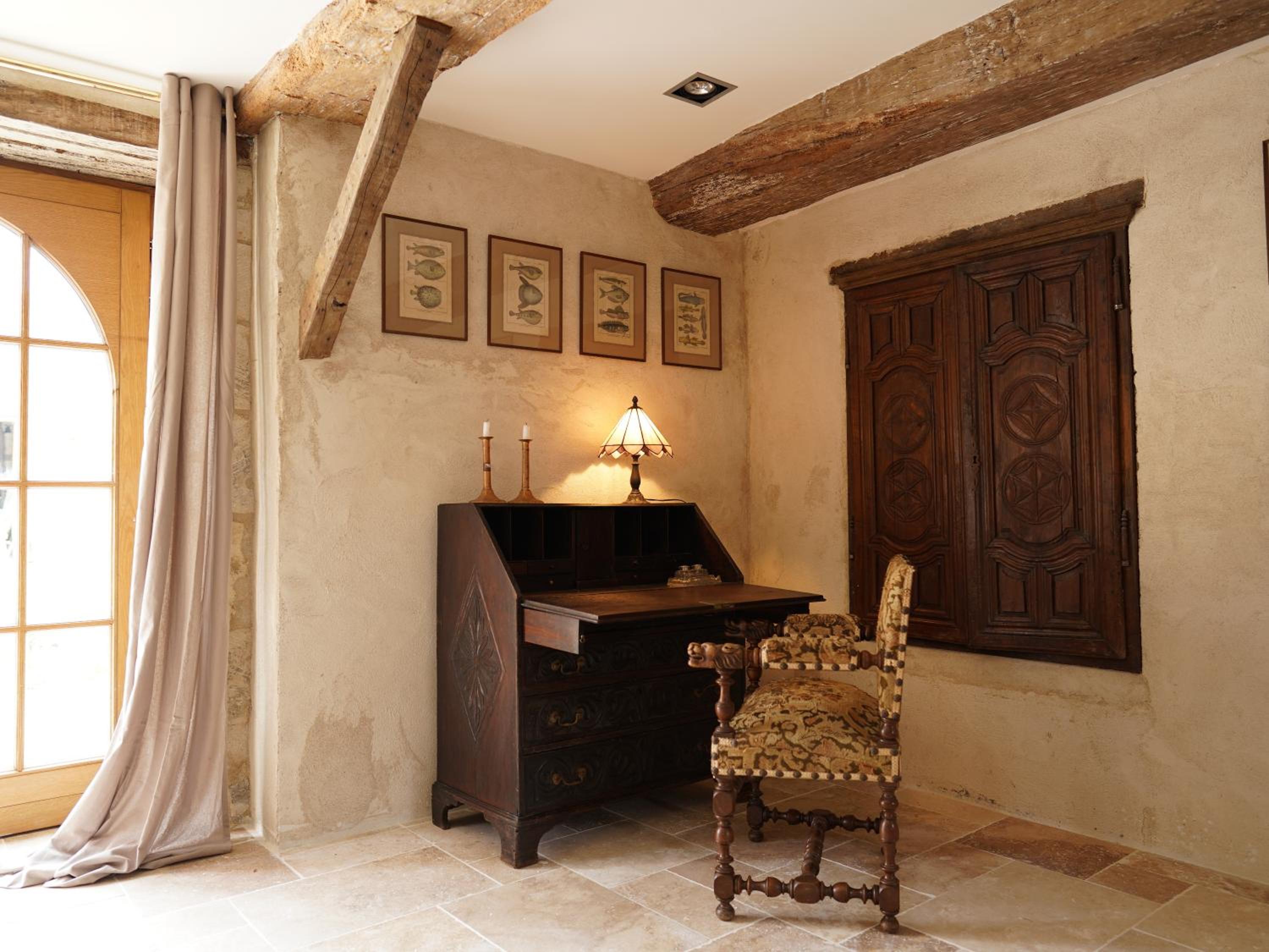 Photo 11