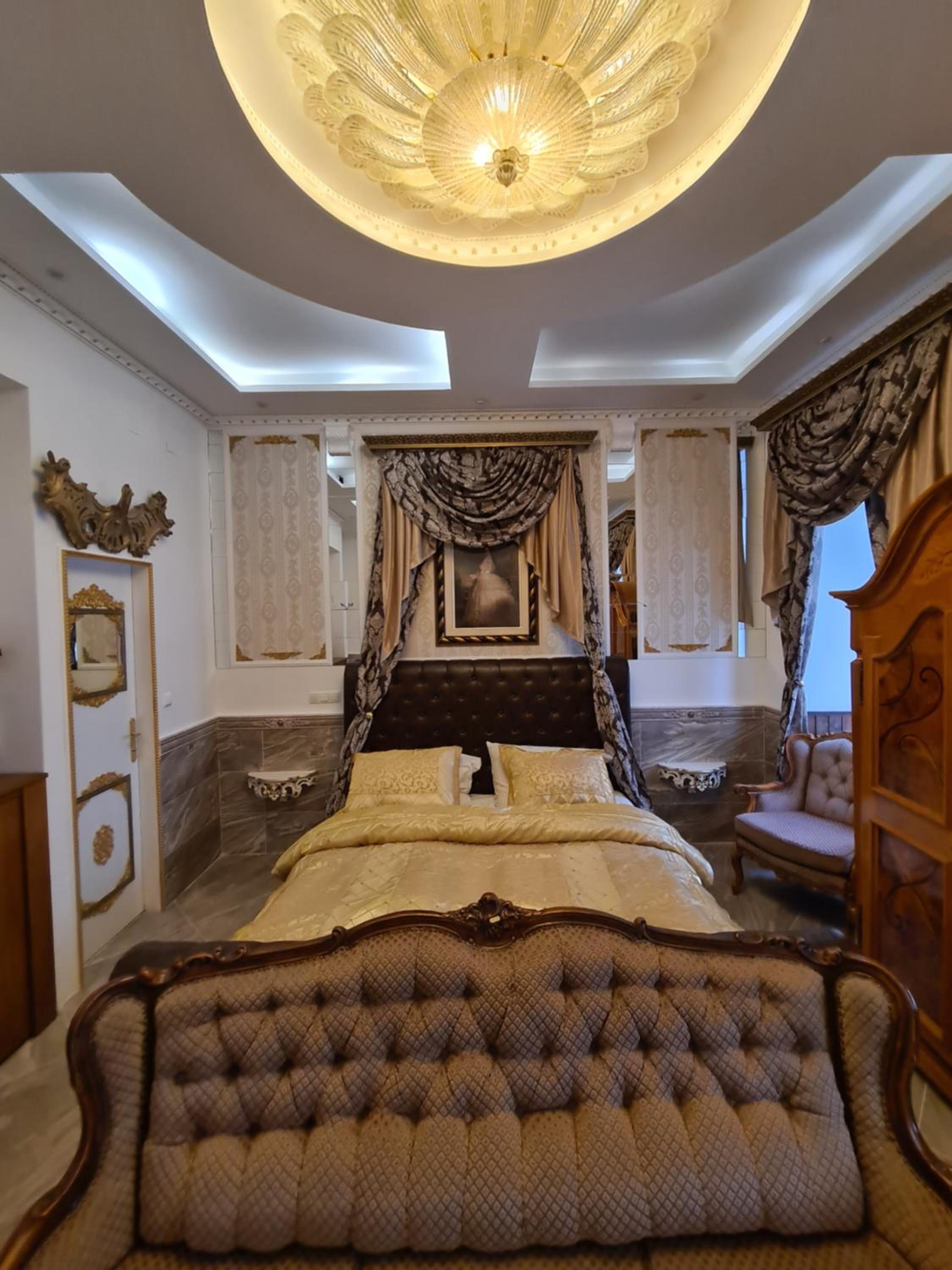 Urban Boutique Hotel