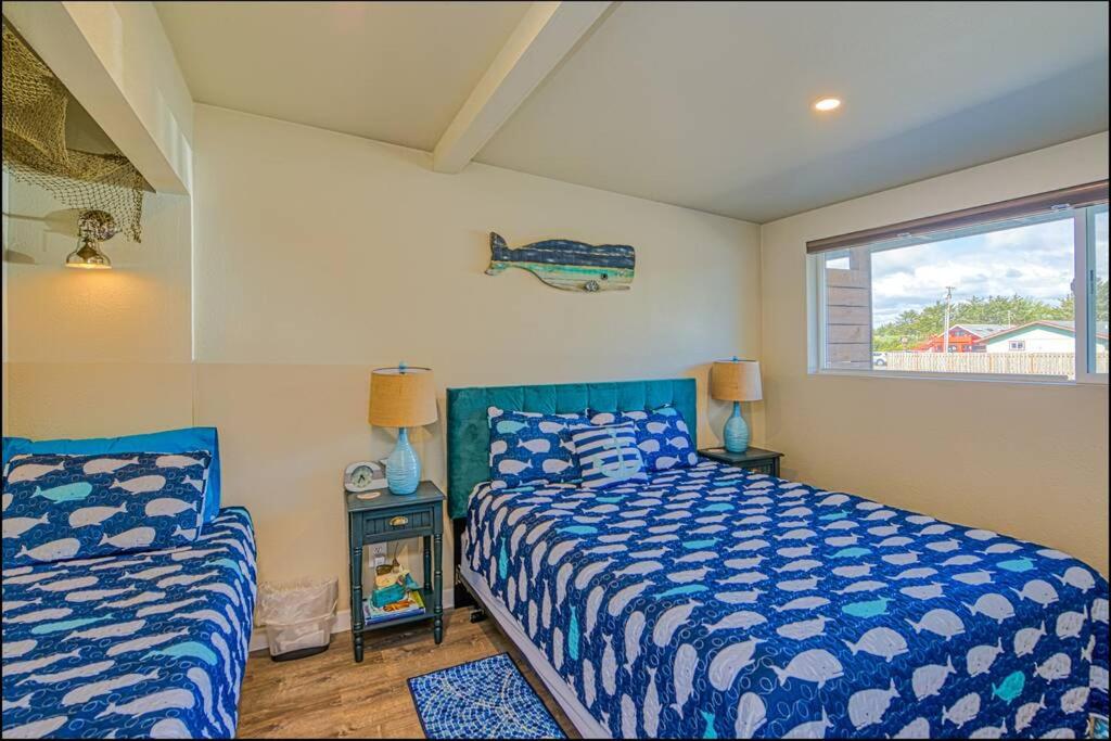 Hear the Surf at Pacific Surf Condo view 4