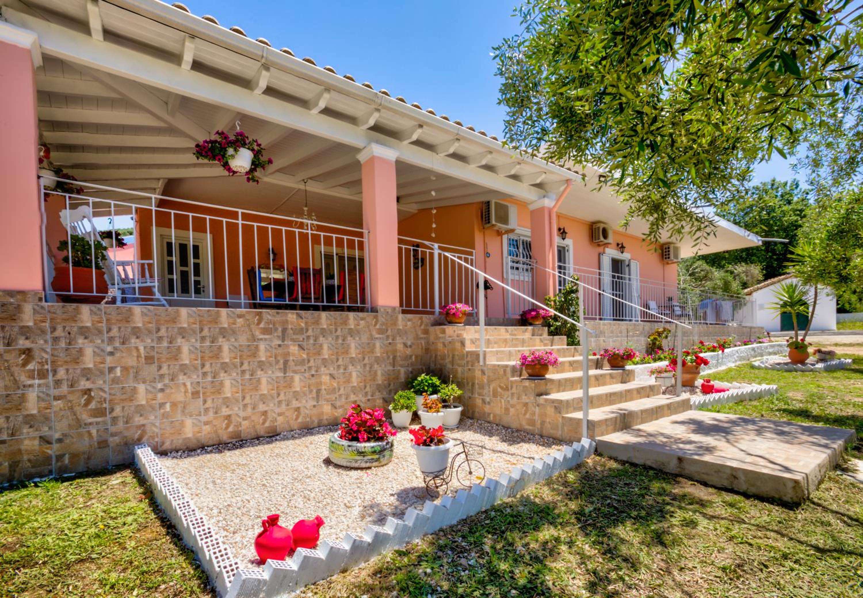 Villazia Exclusive Estate