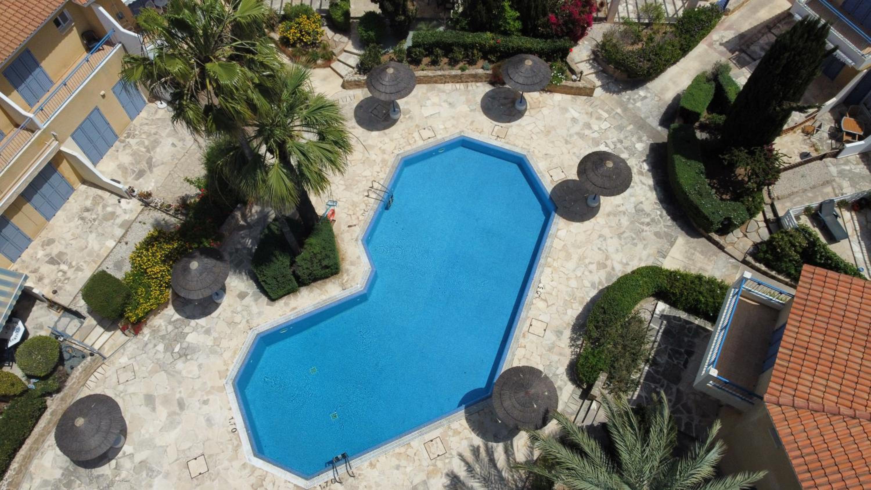 Regina Gardens Lovely Apartment view 5
