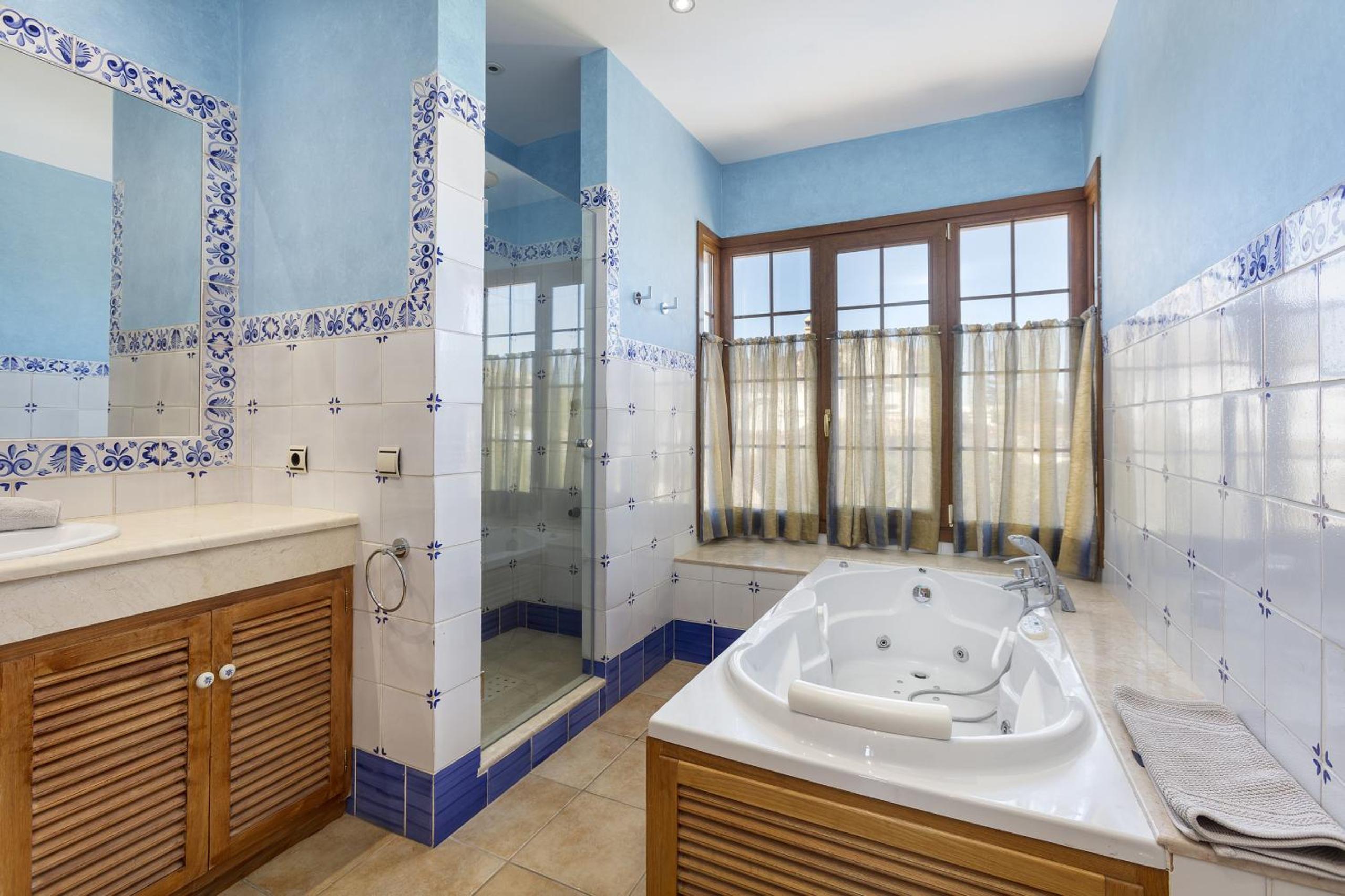 Marbella Vacations - Villa Magnolia - Property Image 5