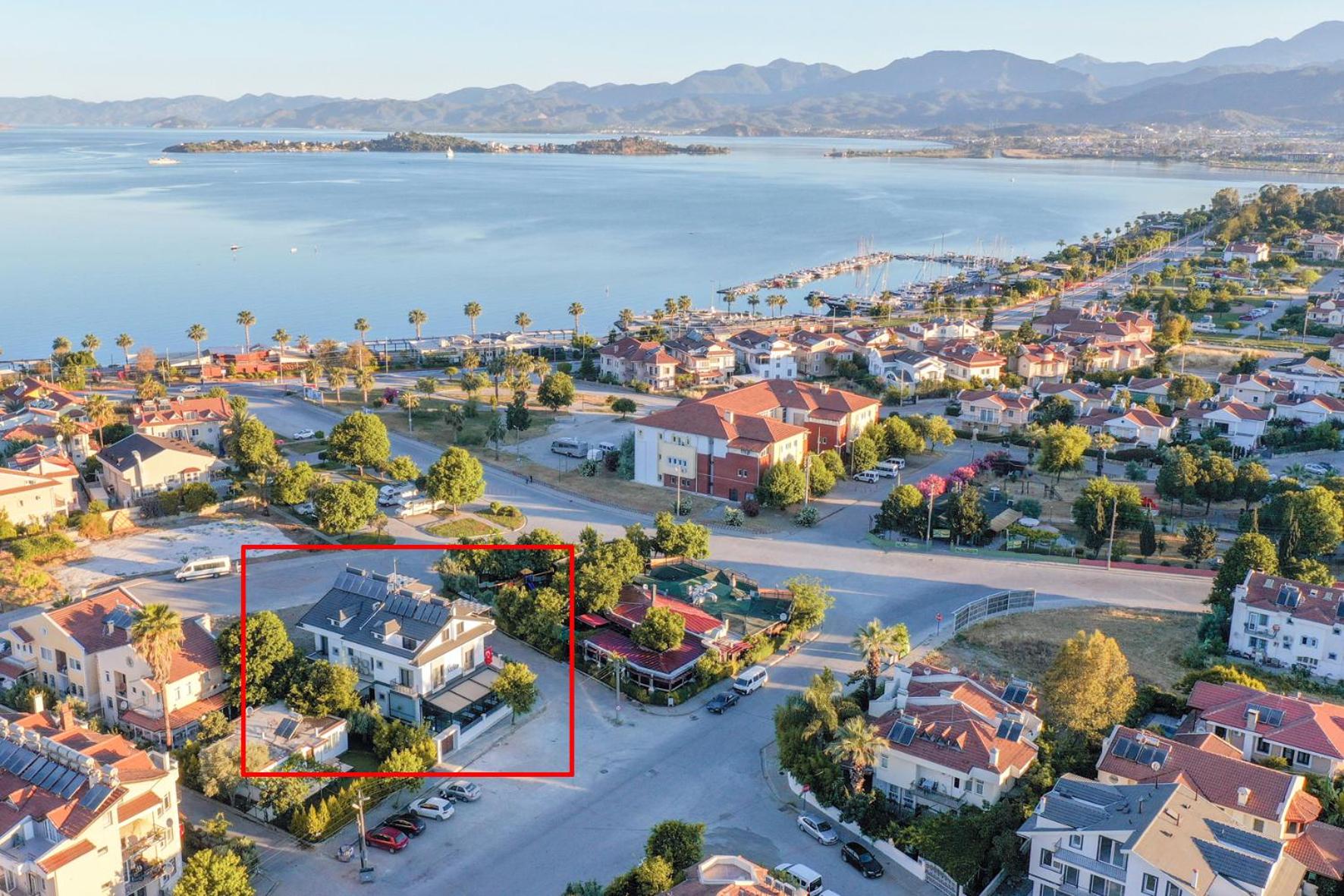 Hotel Avilia Suites - Image 1