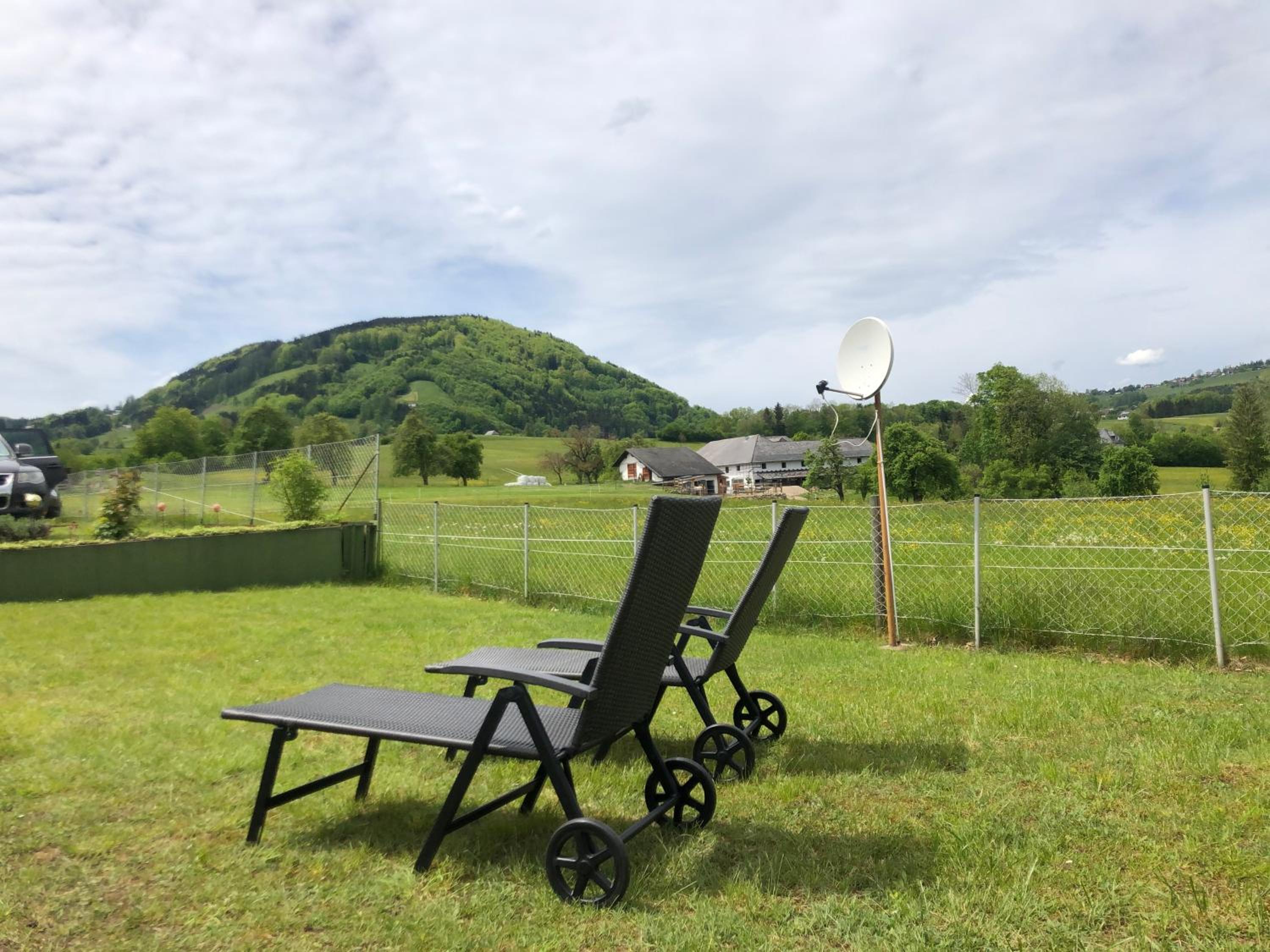 Ferienhaus am Traunsee mit Bergsicht