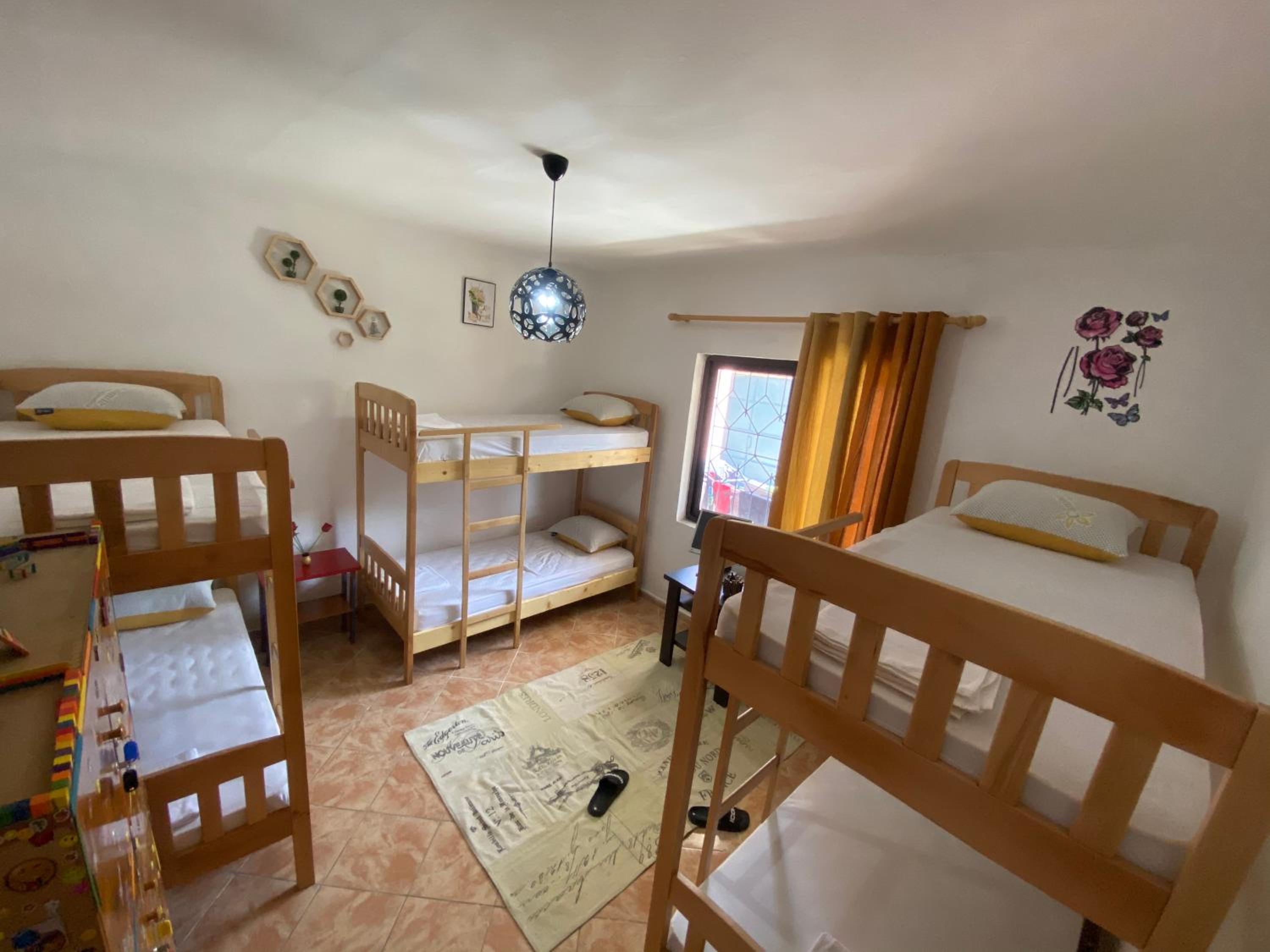 The Hood Hostel & Day Tours