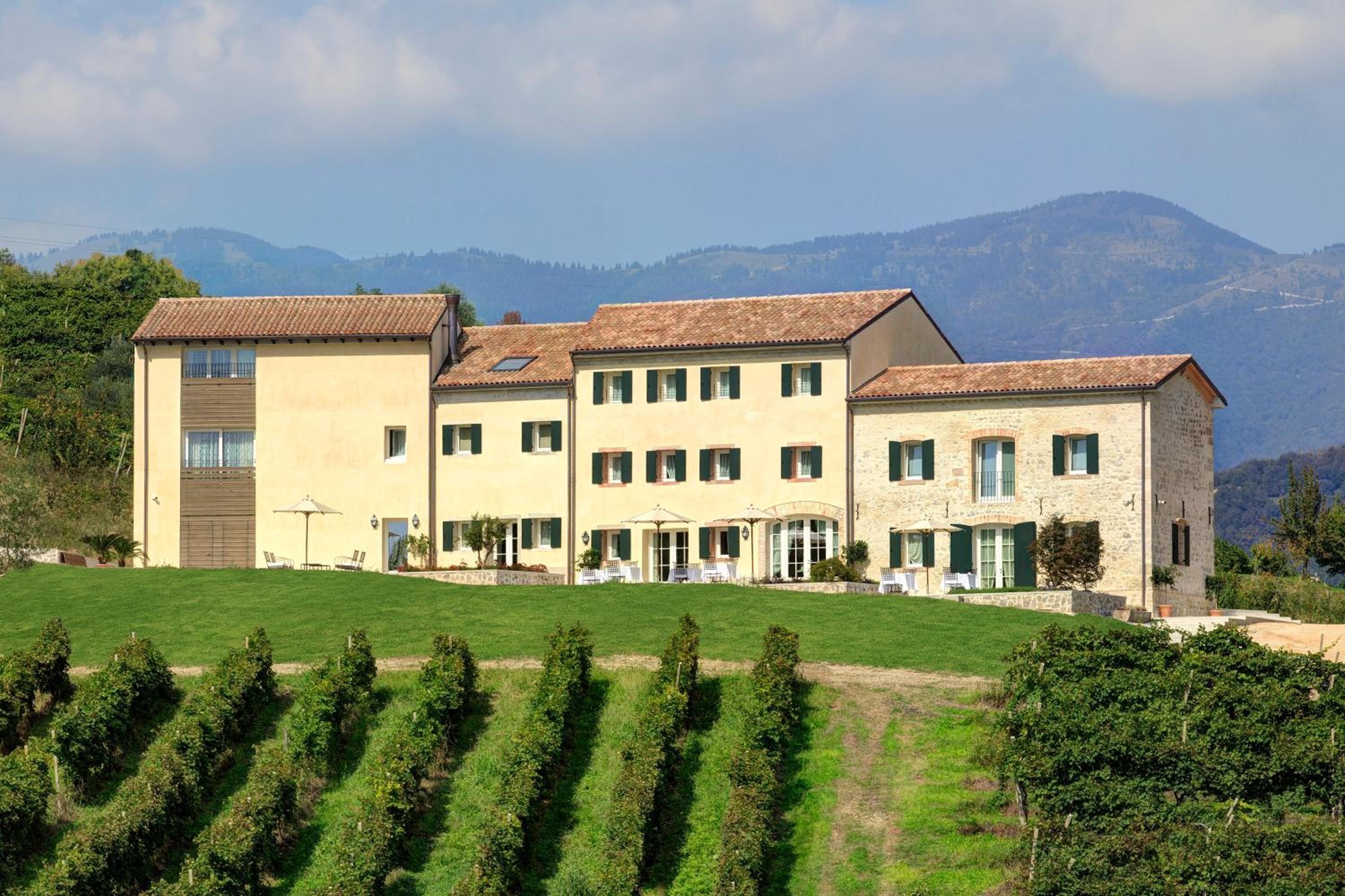 Colonìa Resort