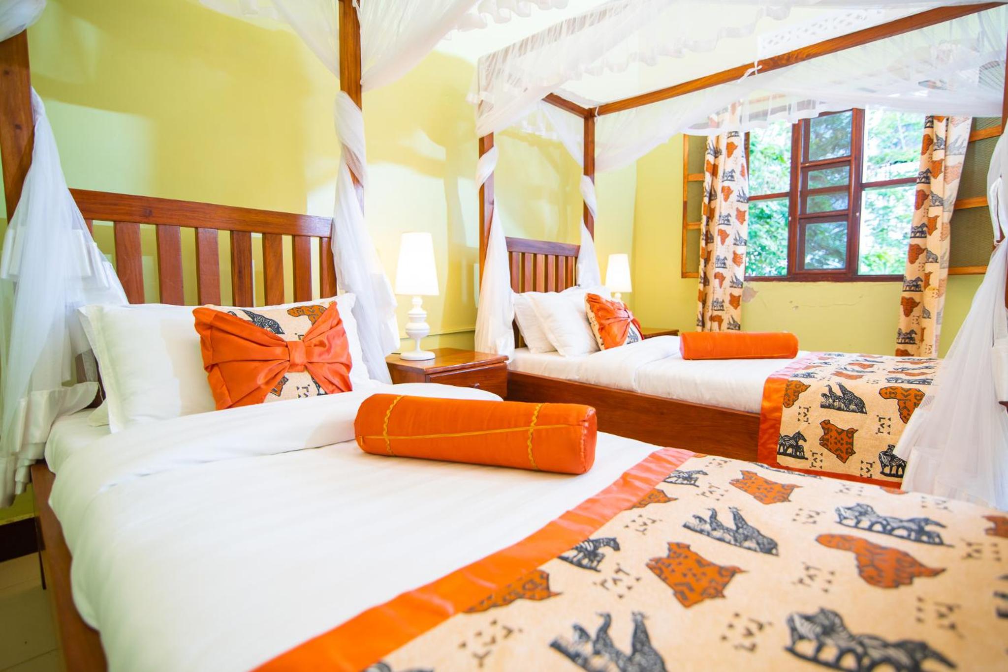 Engiri Game Lodge and Campsite