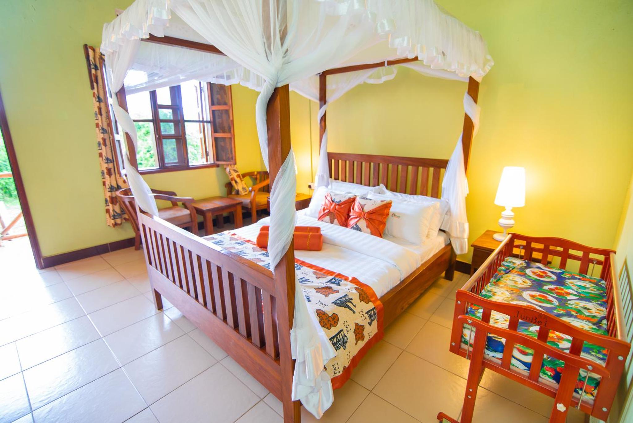 Engiri Game Lodge and Campsite