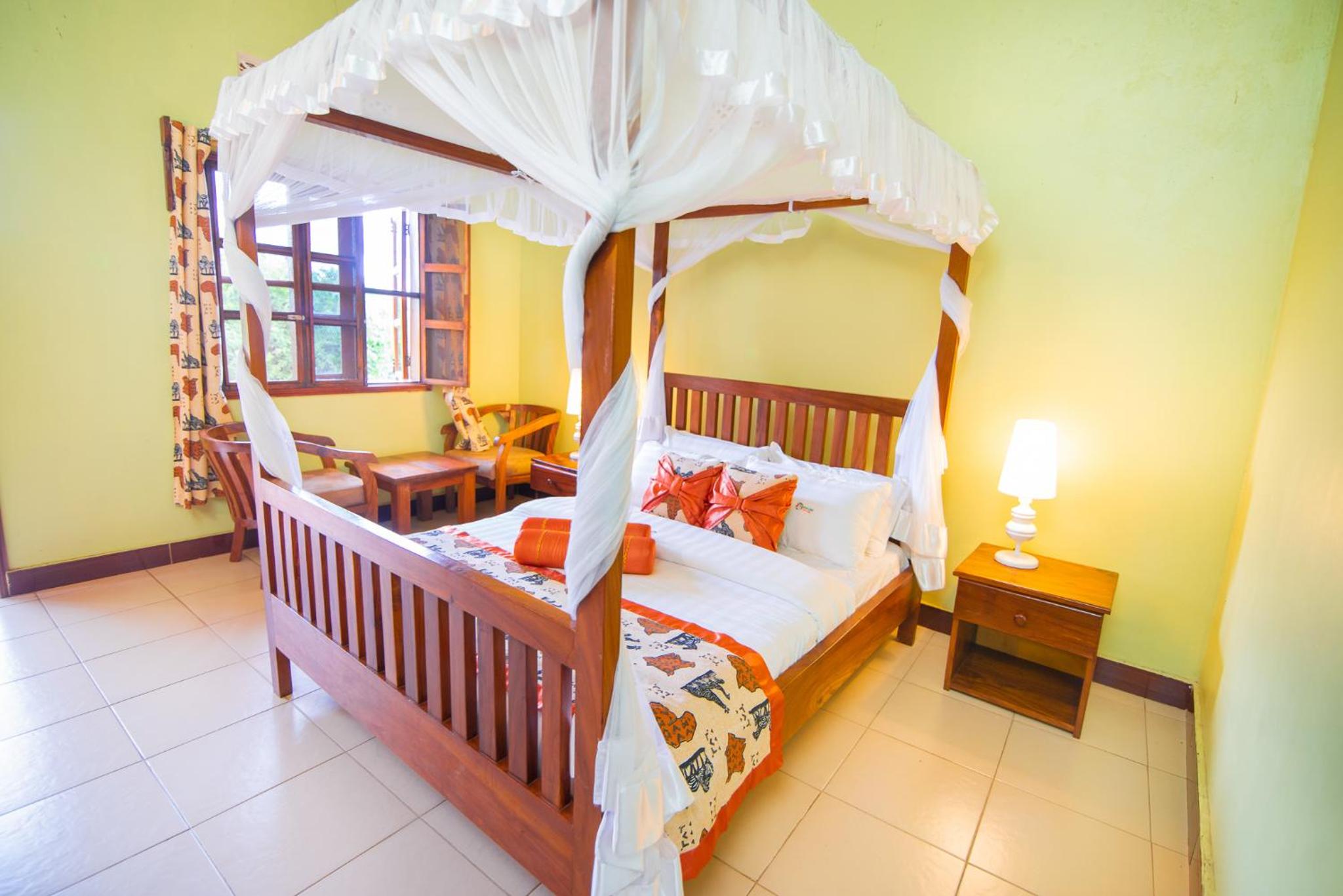 Engiri Game Lodge and Campsite